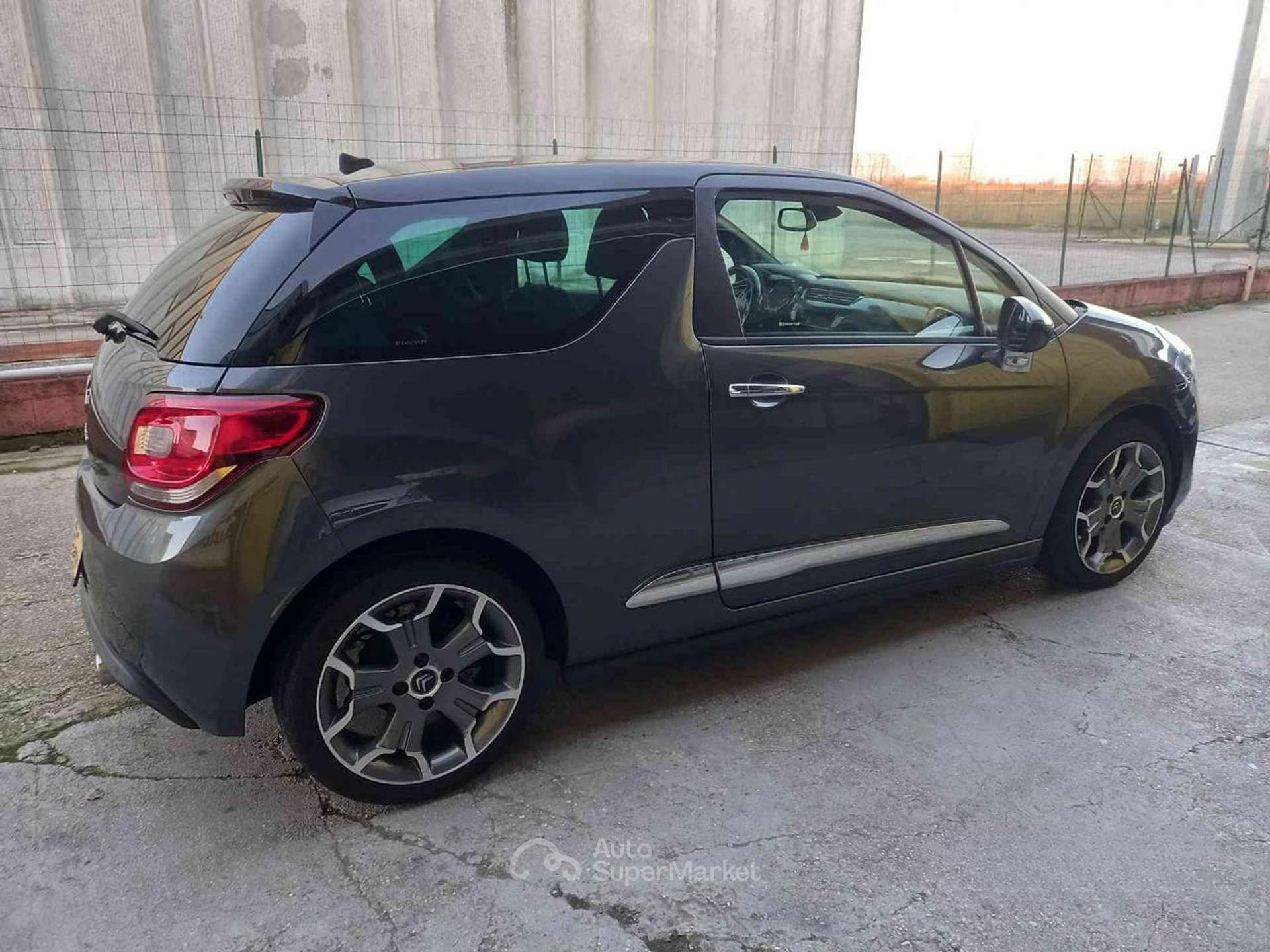 DS Automobiles DS 3