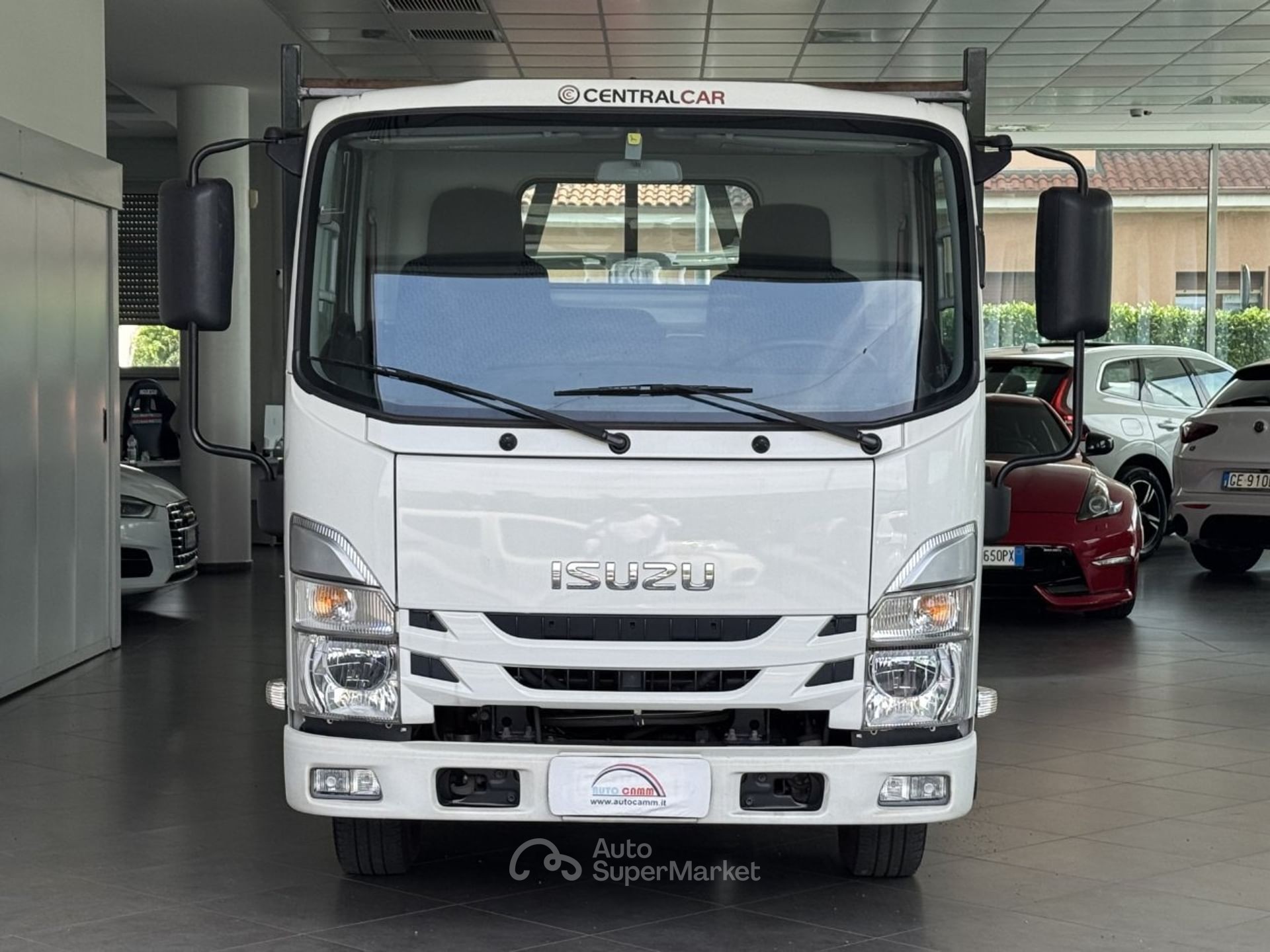 Isuzu M21