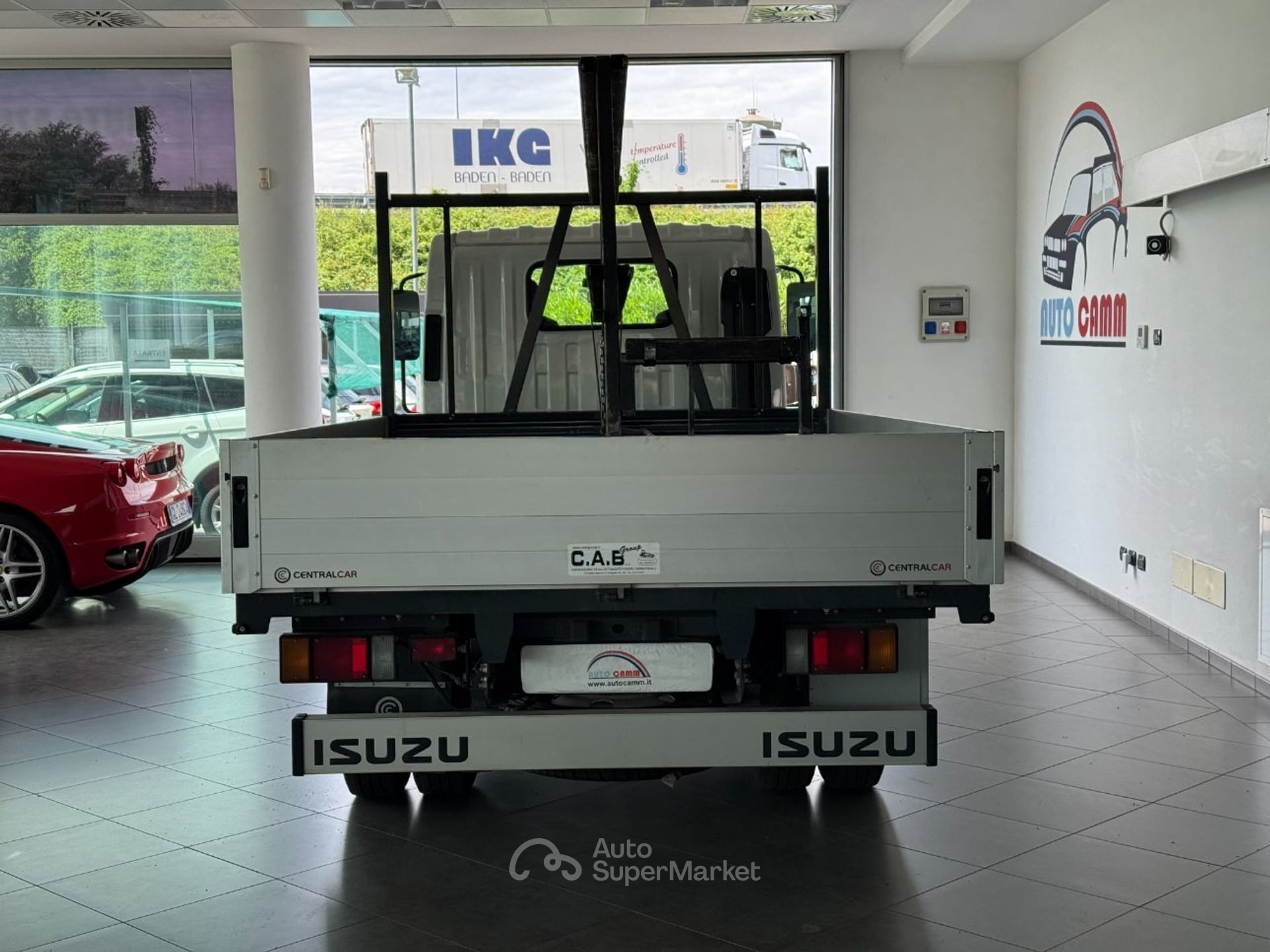 Isuzu M21