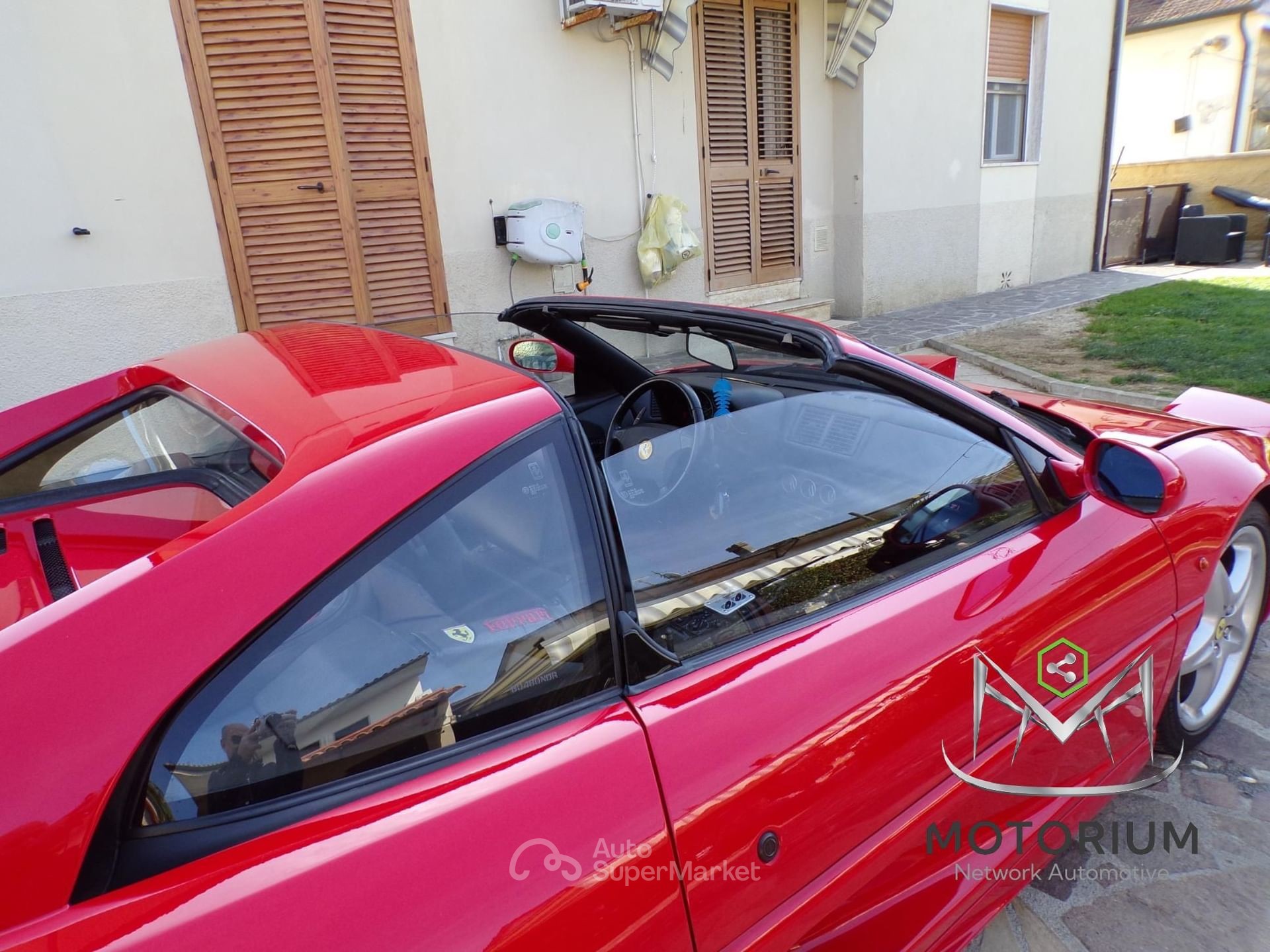 Ferrari F355