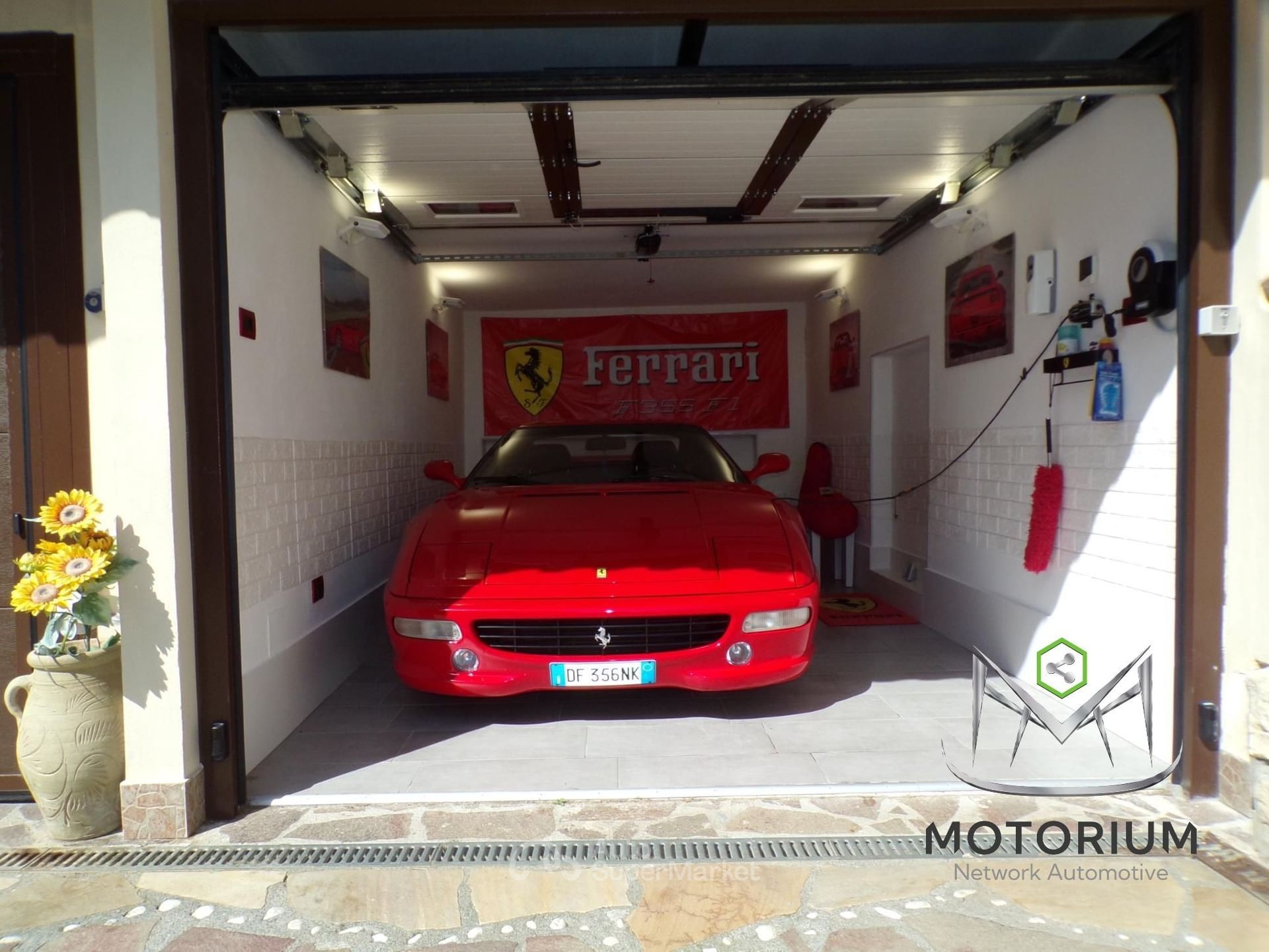 Ferrari F355