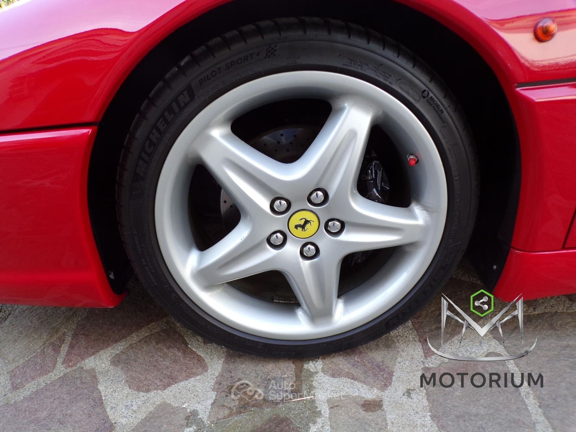 Ferrari F355