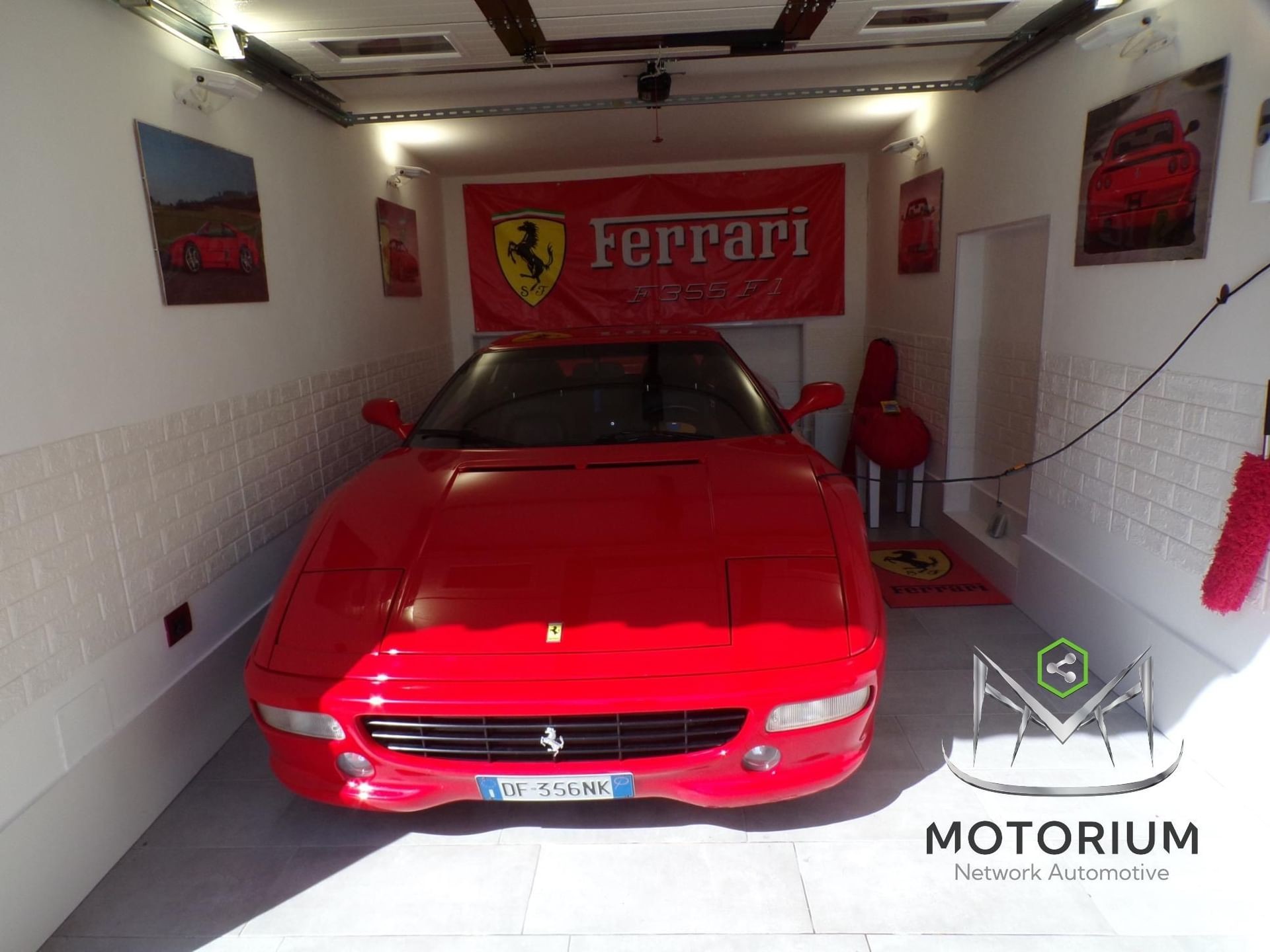 Ferrari F355