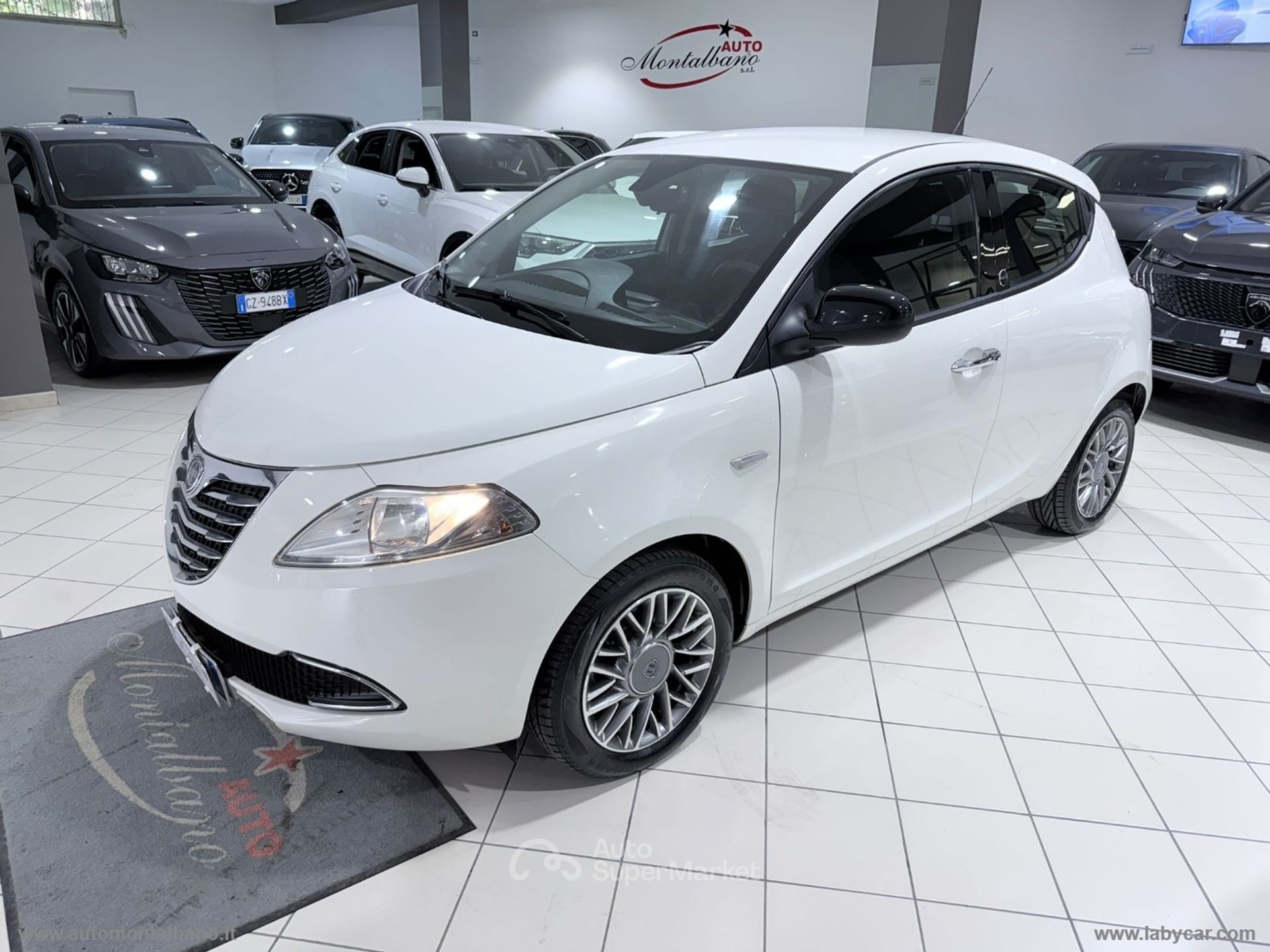 Lancia Ypsilon