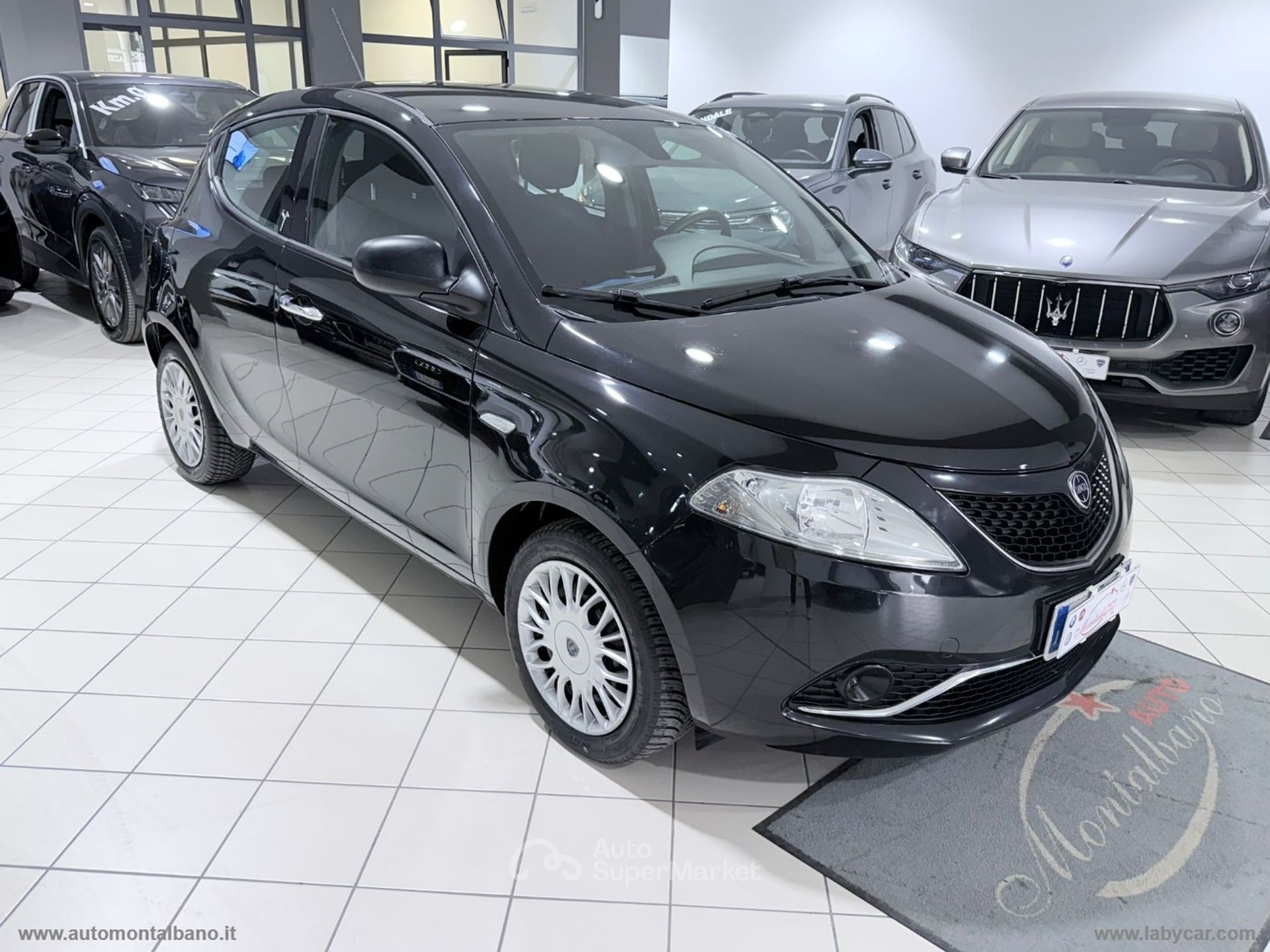 Lancia Ypsilon
