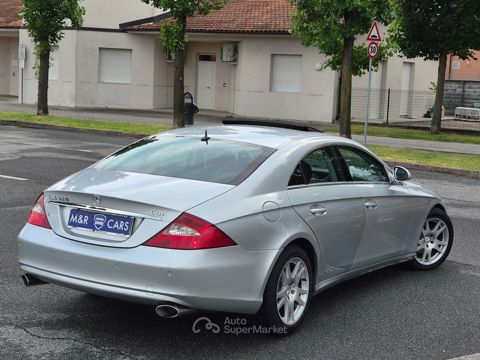 Mercedes-Benz CLS
