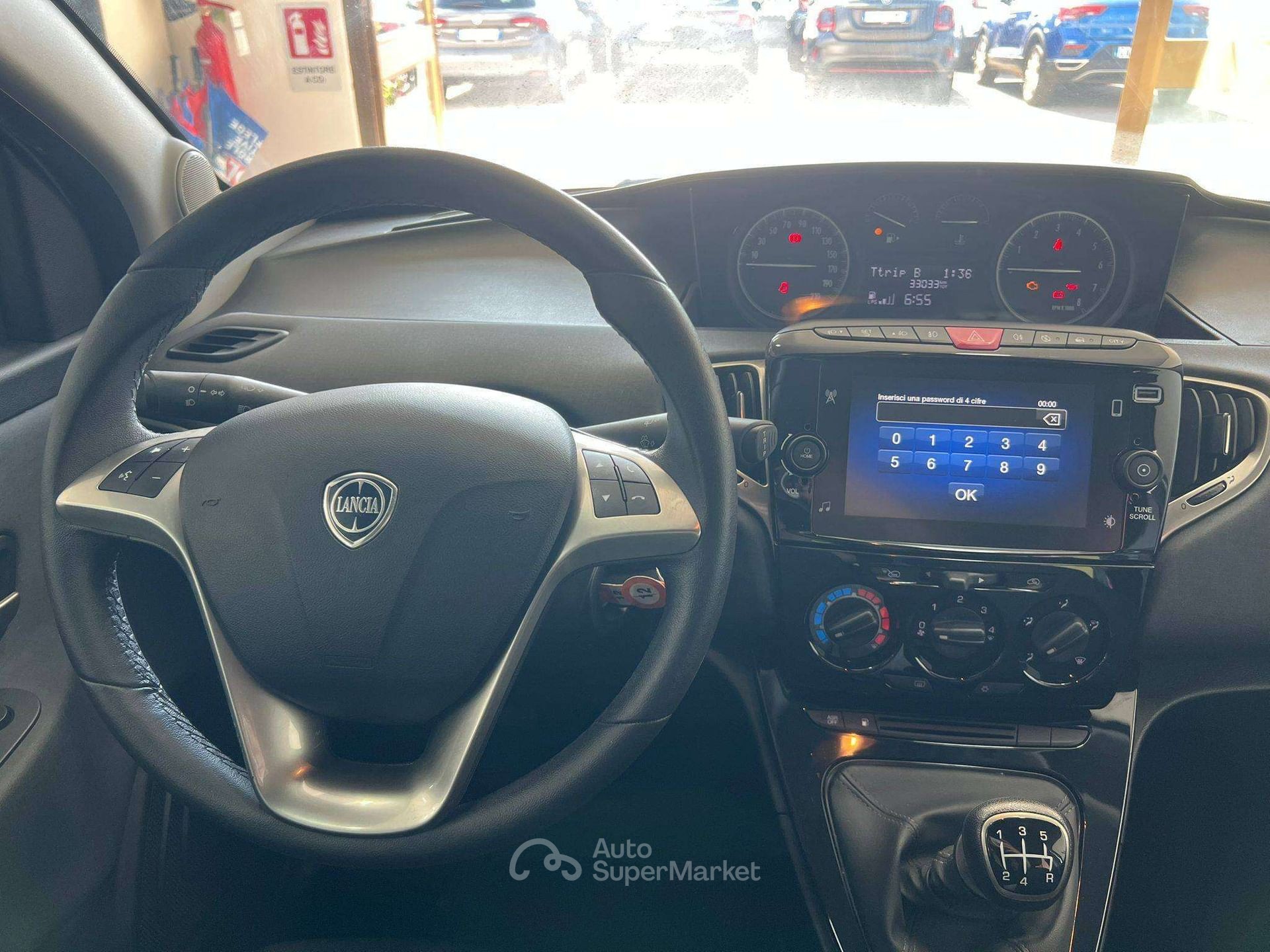Lancia Ypsilon