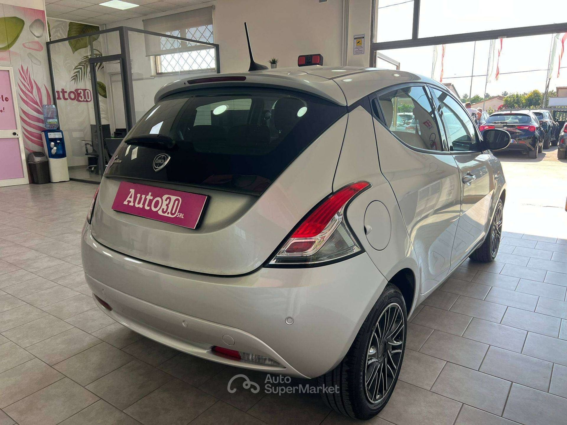 Lancia Ypsilon