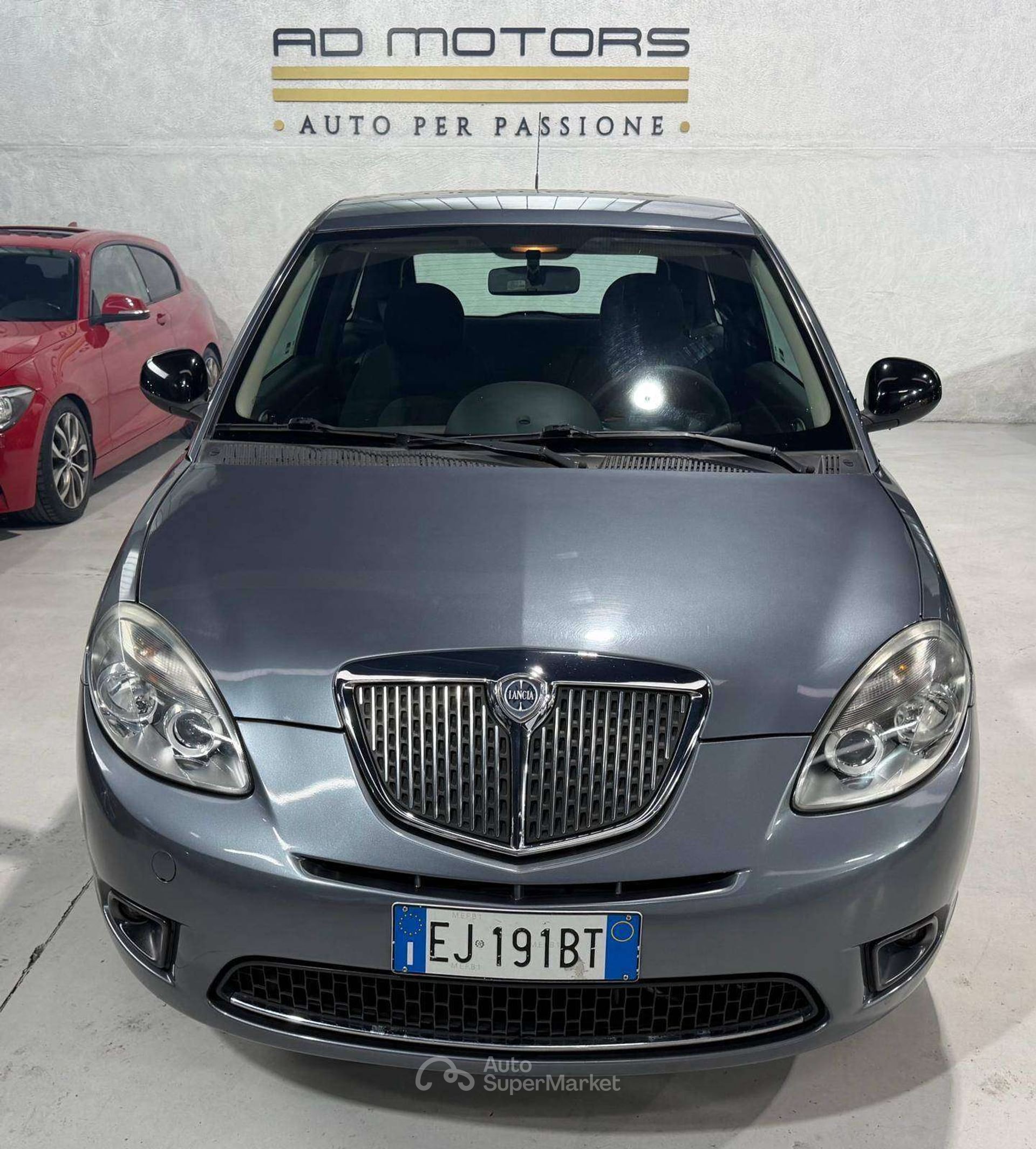 Lancia Ypsilon