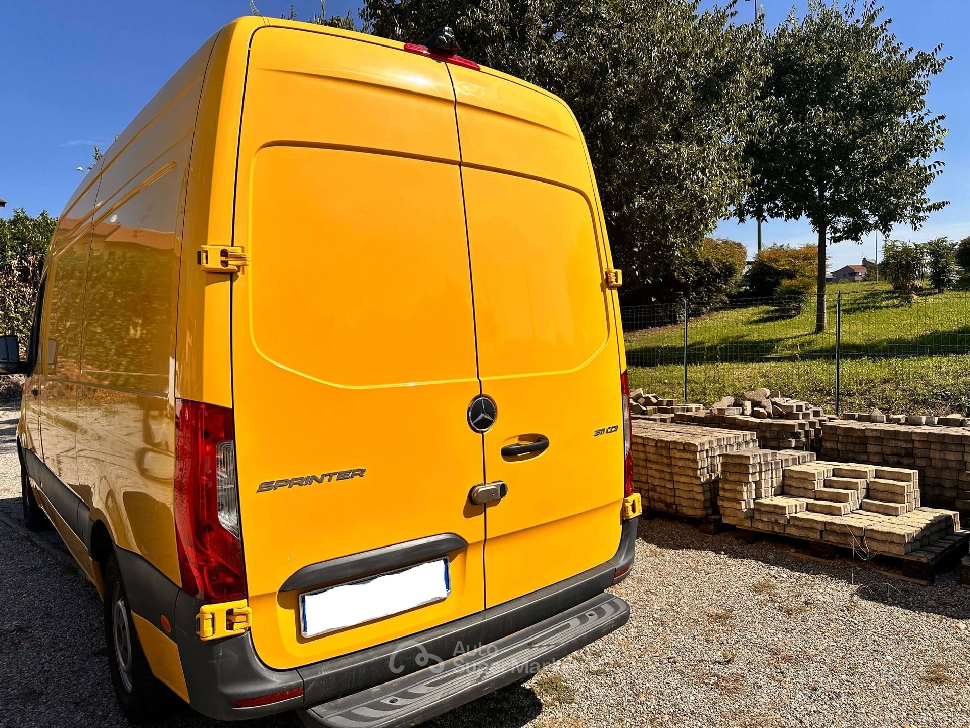 Mercedes-Benz Sprinter
