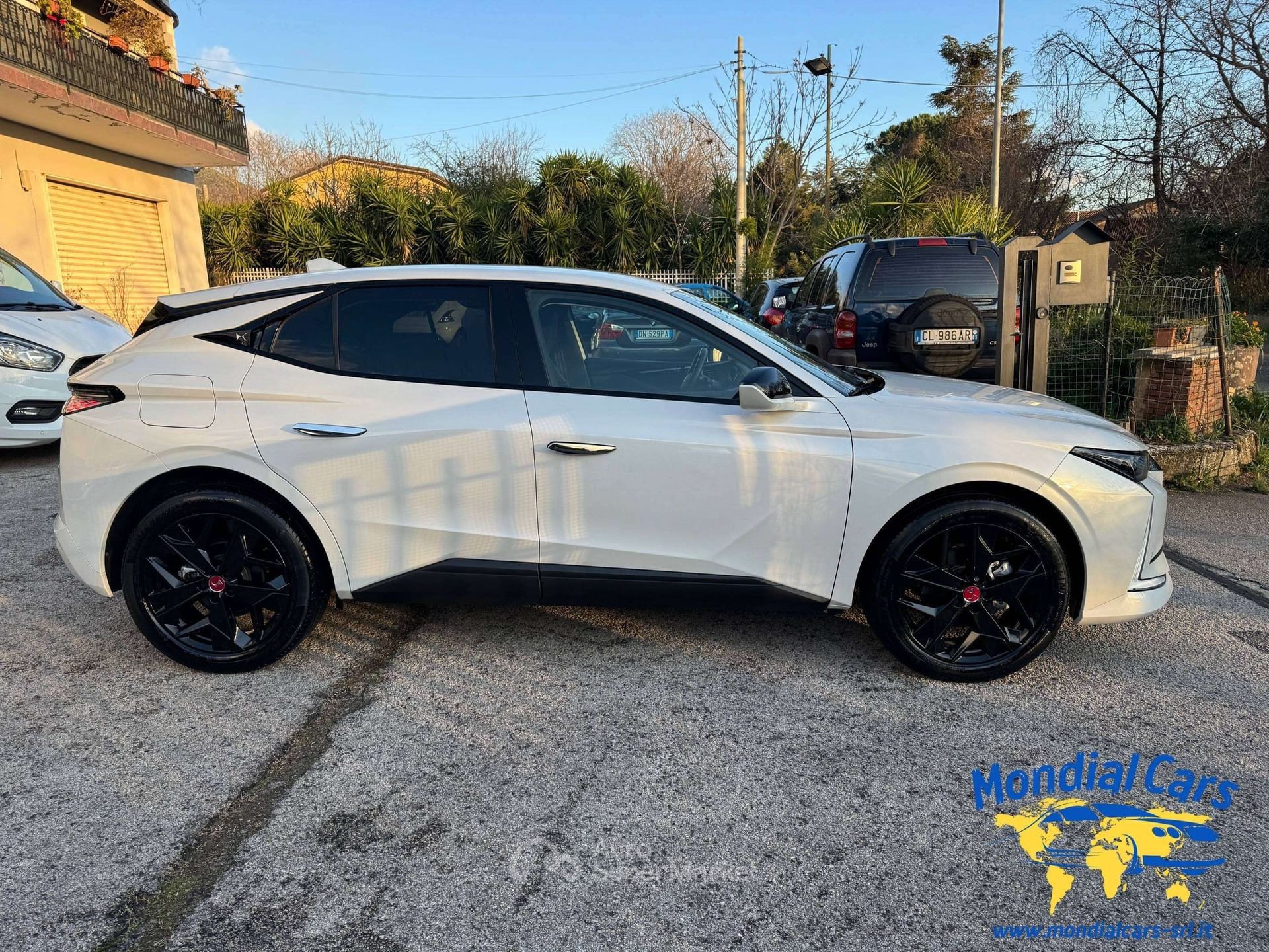 DS Automobiles DS 4