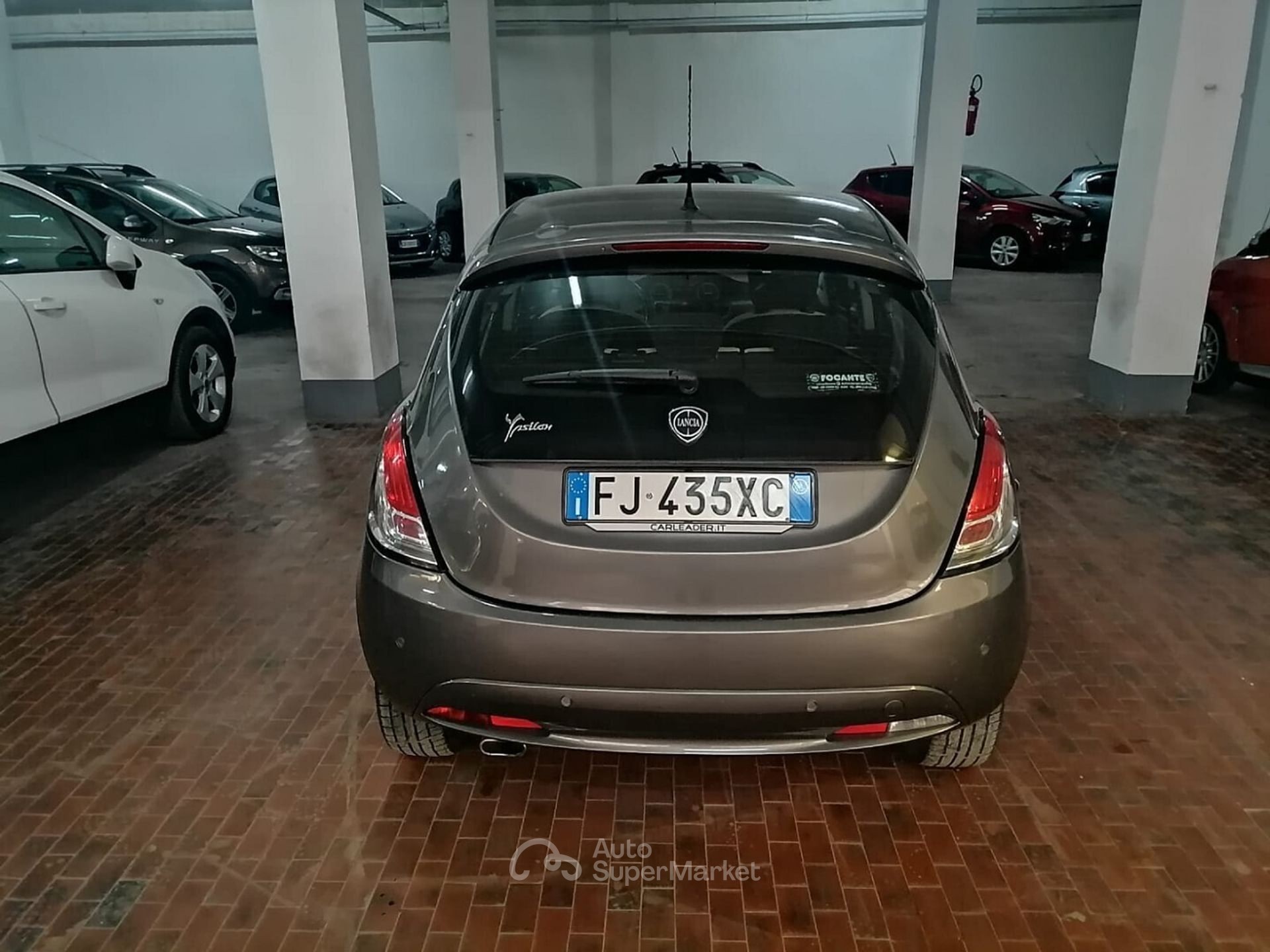 Lancia Ypsilon