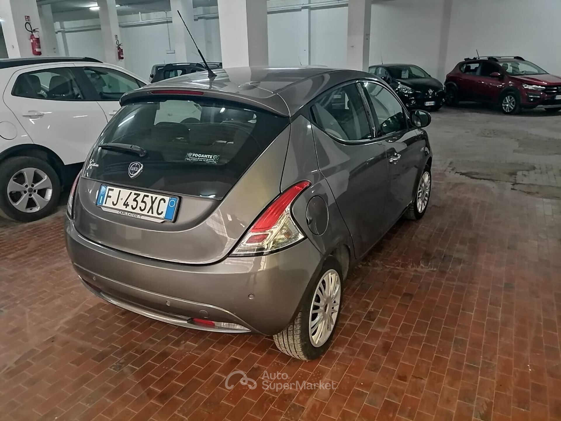 Lancia Ypsilon