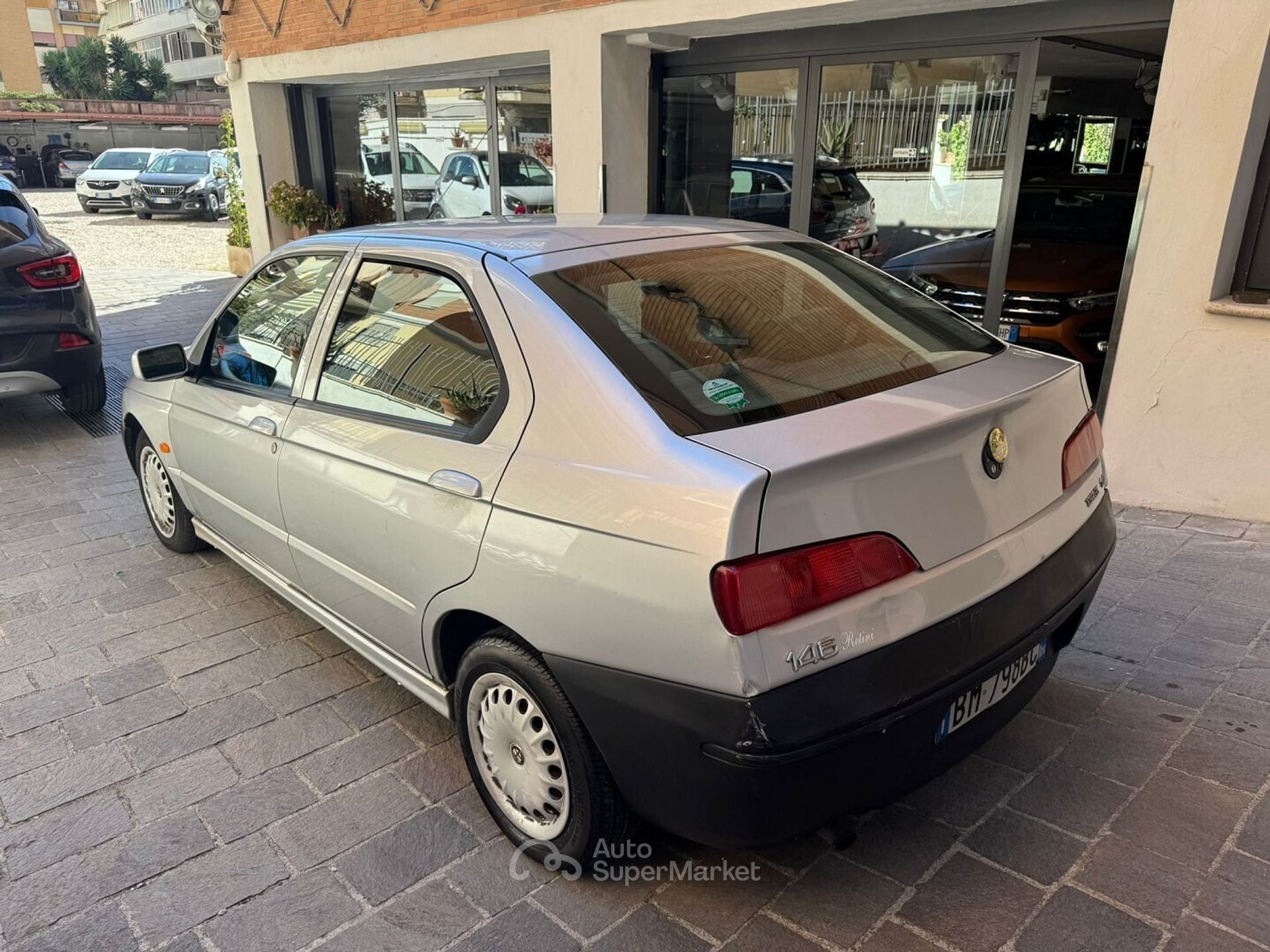 Alfa Romeo 146