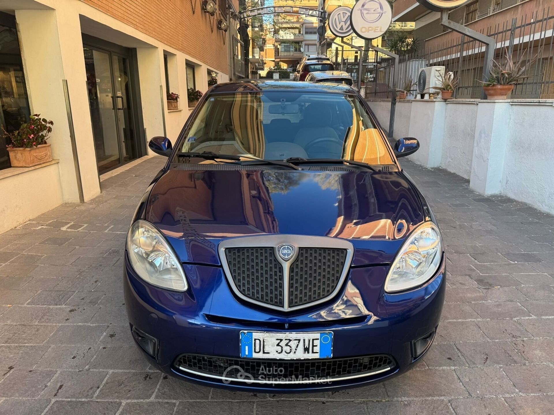 Lancia Ypsilon