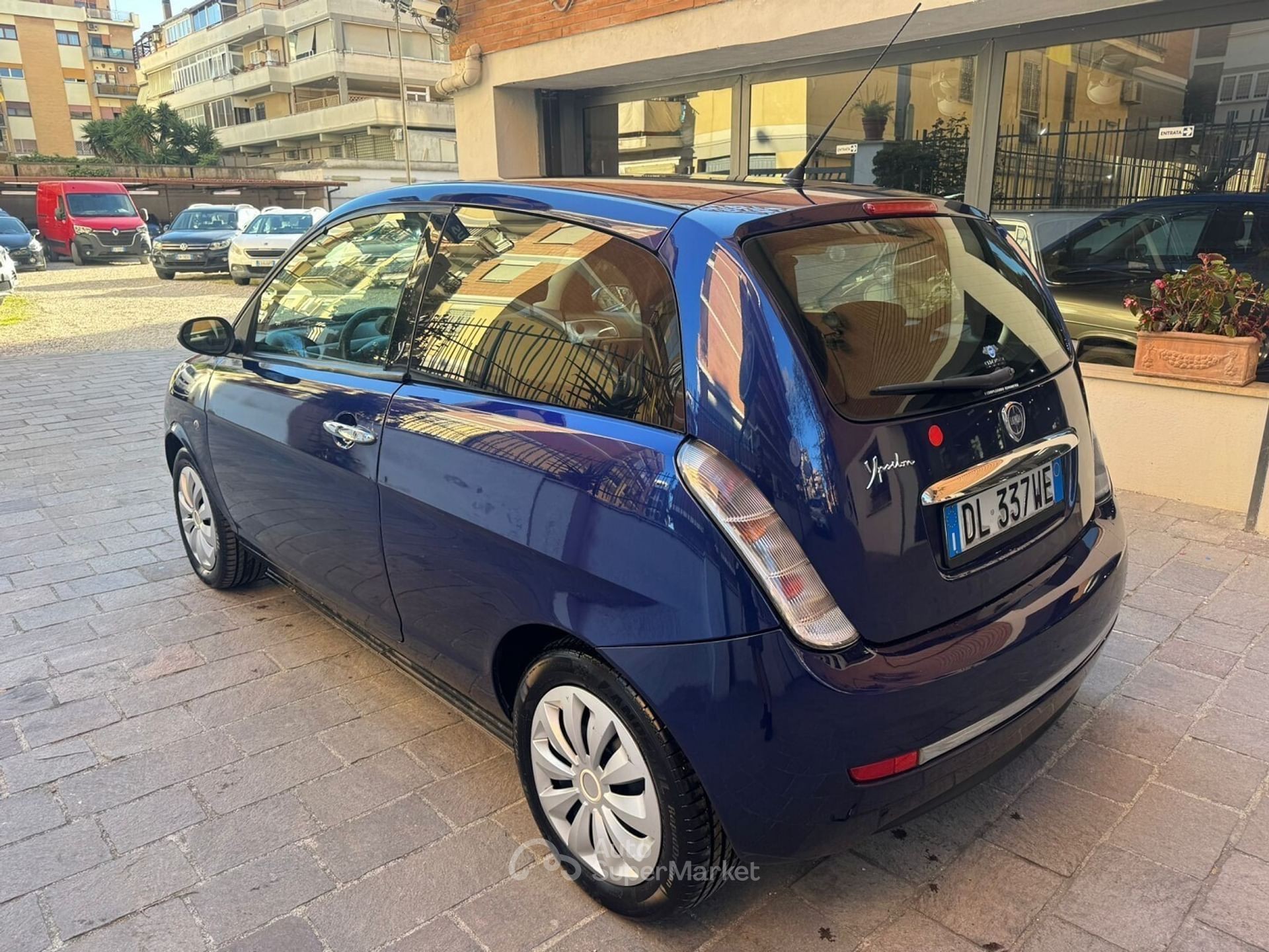 Lancia Ypsilon