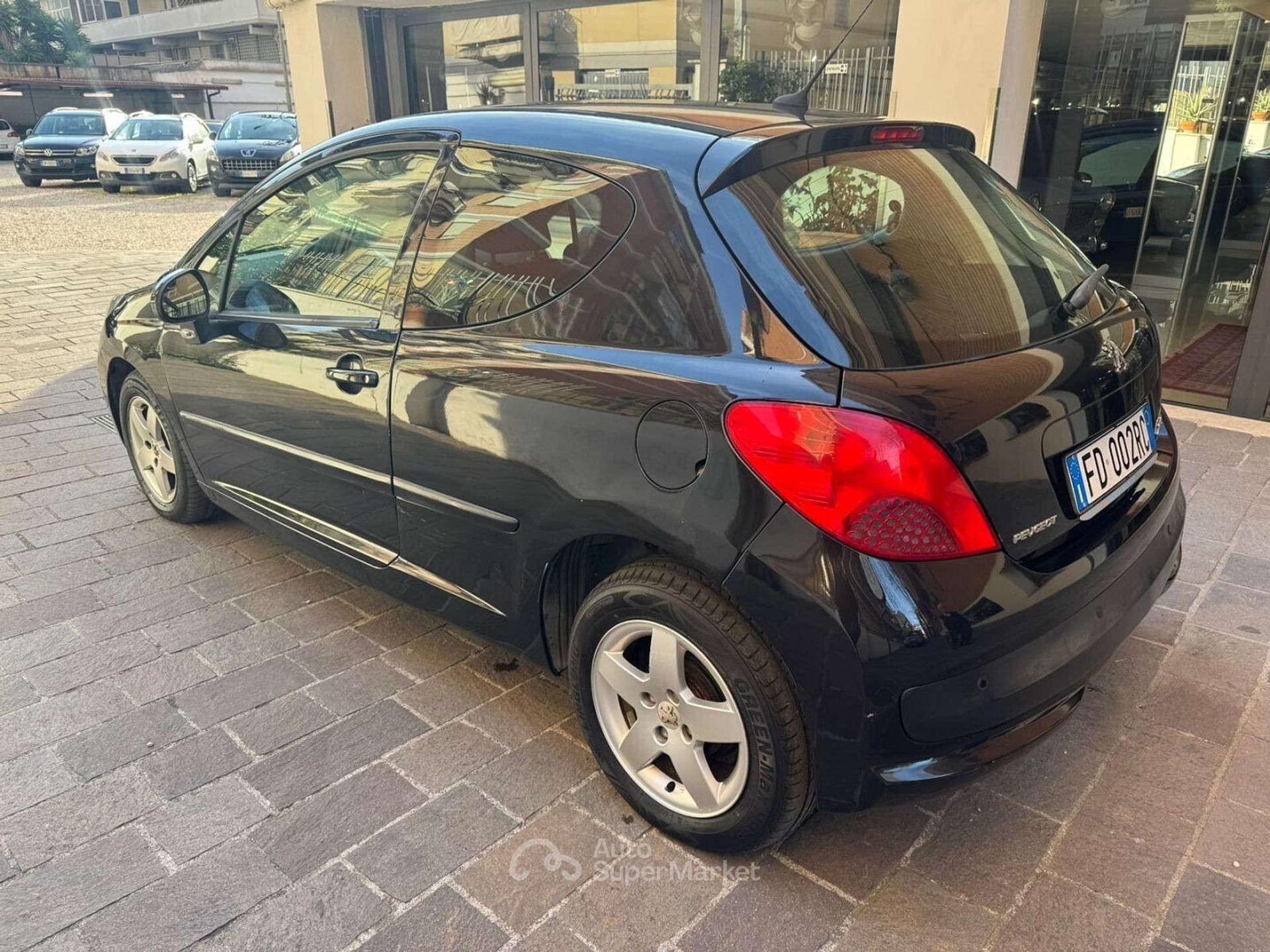 Peugeot 207