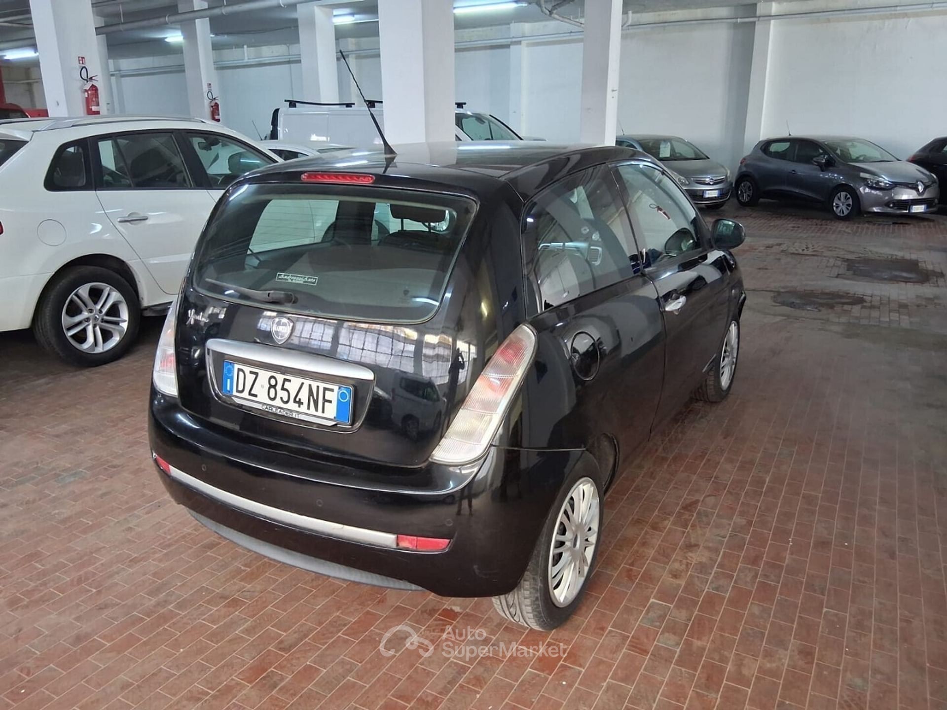 Lancia Ypsilon