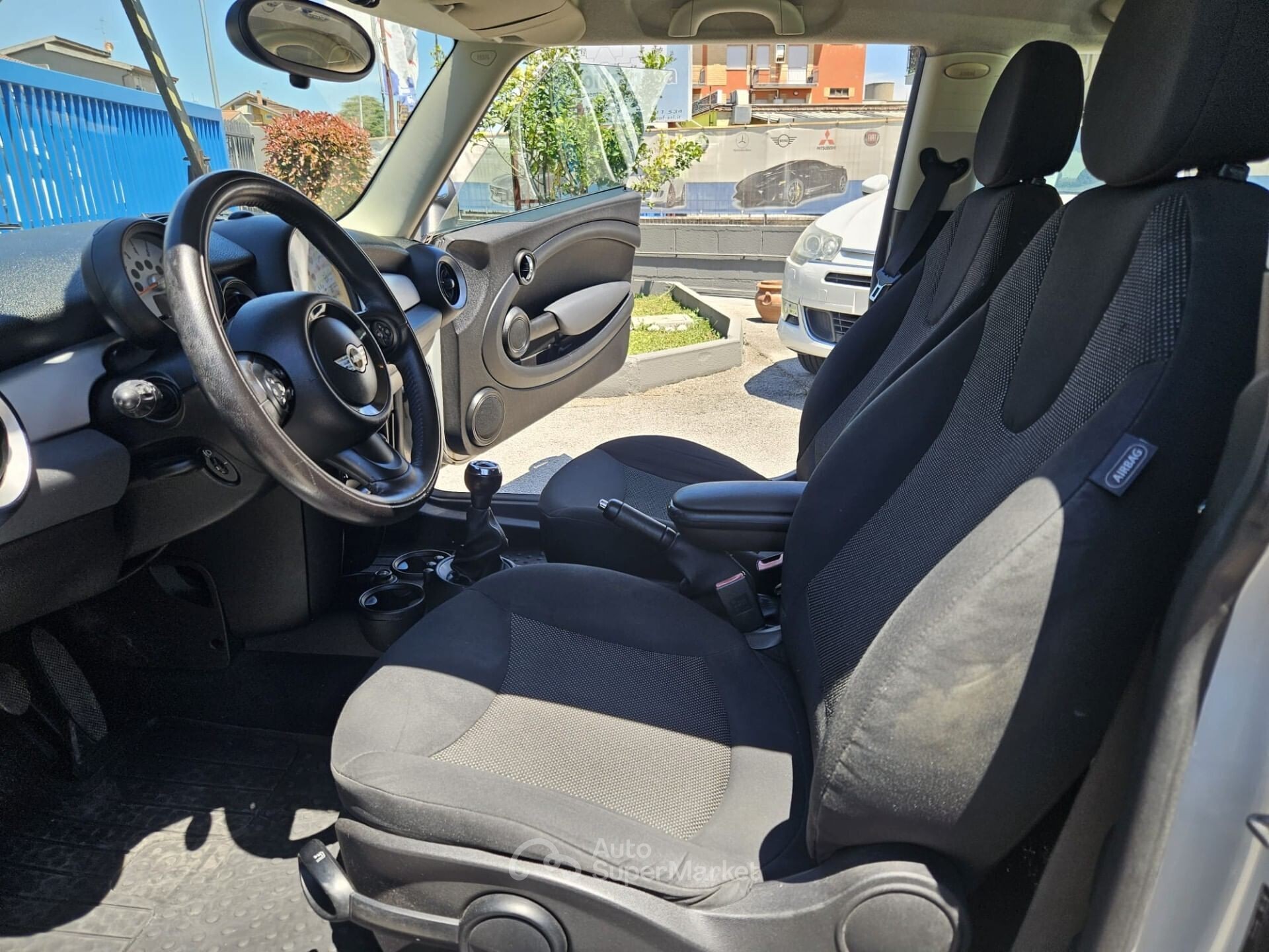 MINI 1.5 Cooper D Hype 5