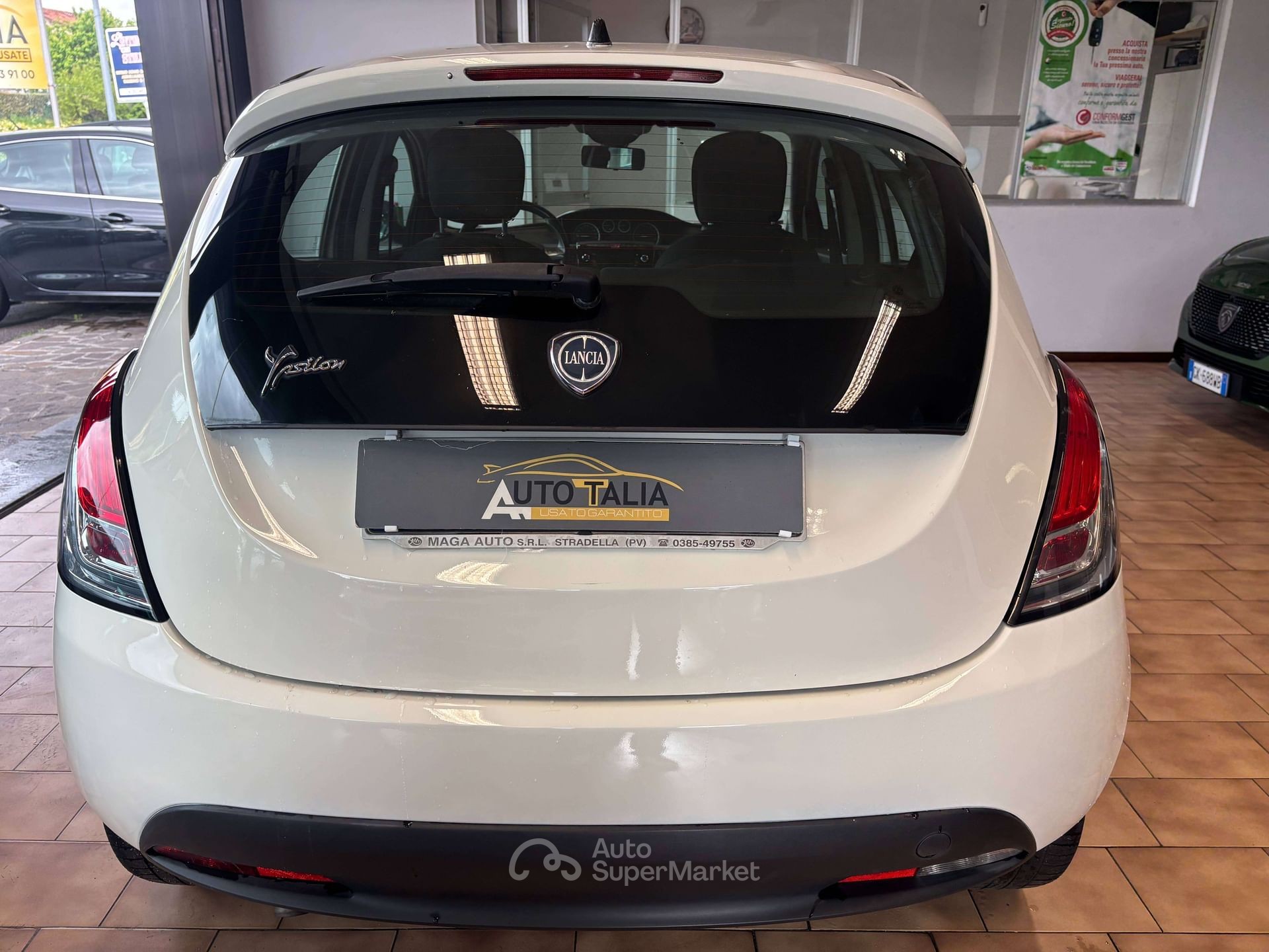 Lancia Ypsilon
