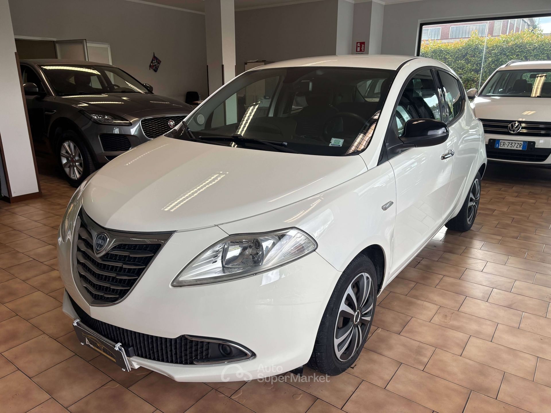 Lancia Ypsilon