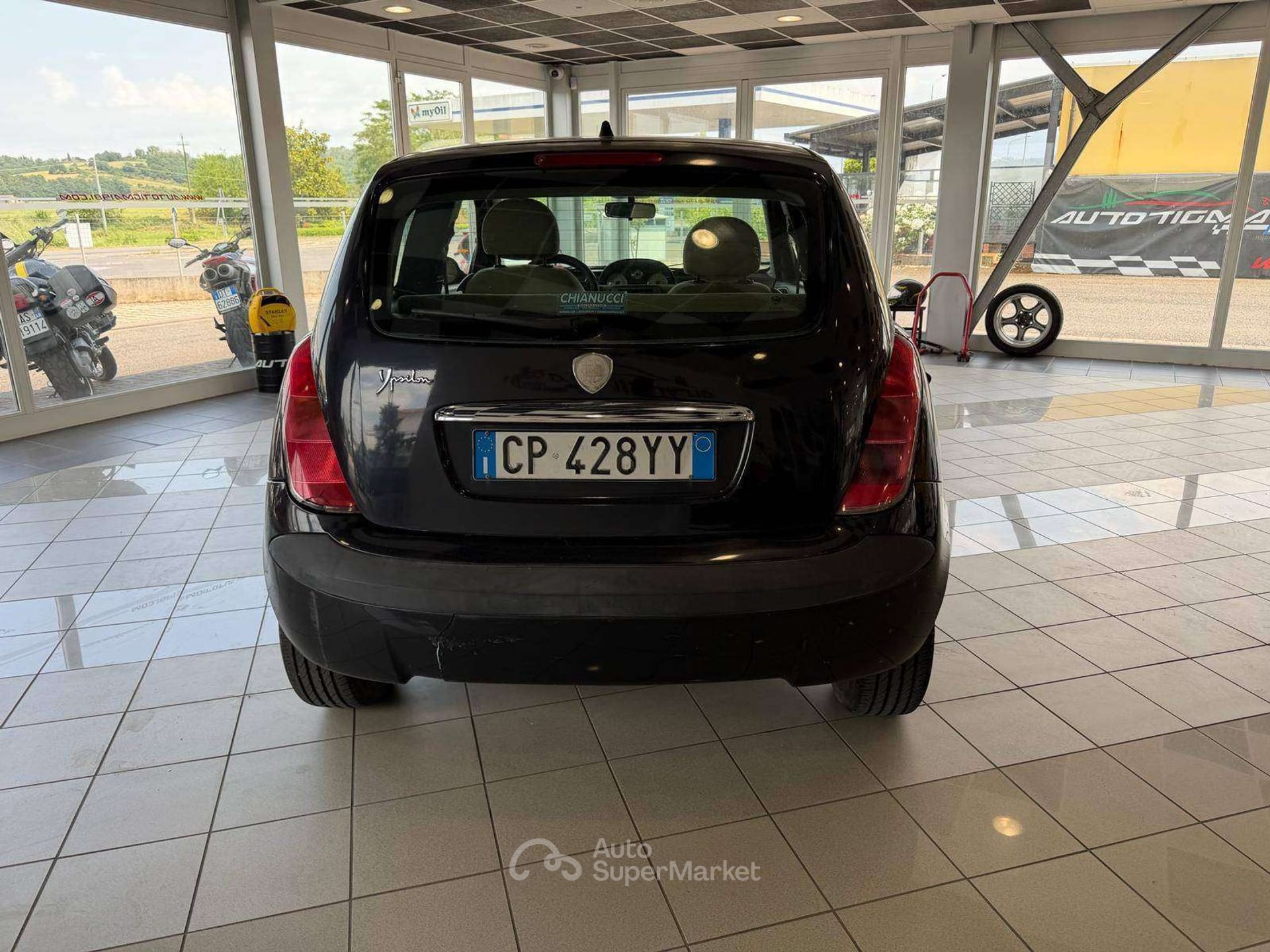 Lancia Ypsilon