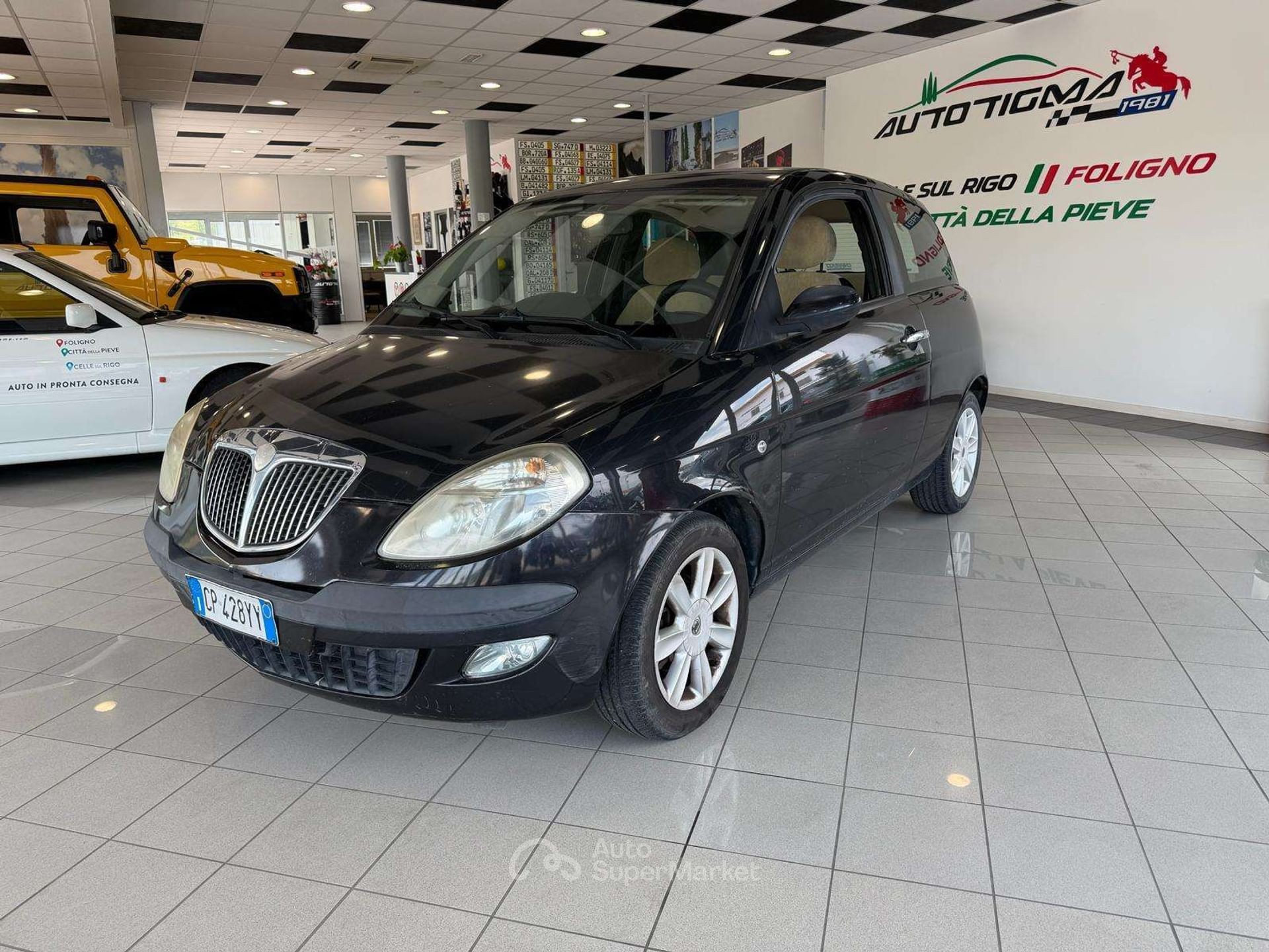 Lancia Ypsilon