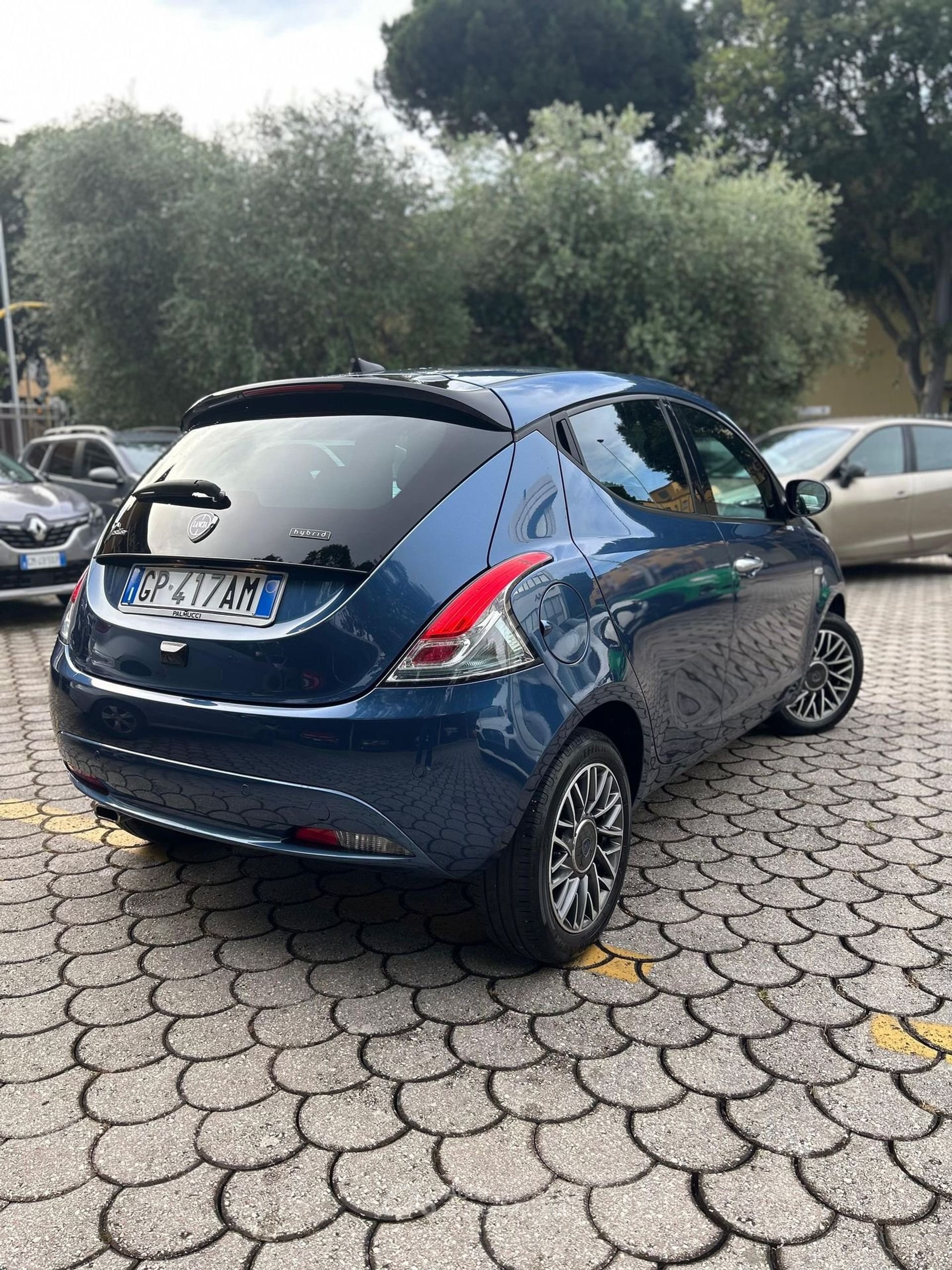 Lancia Ypsilon