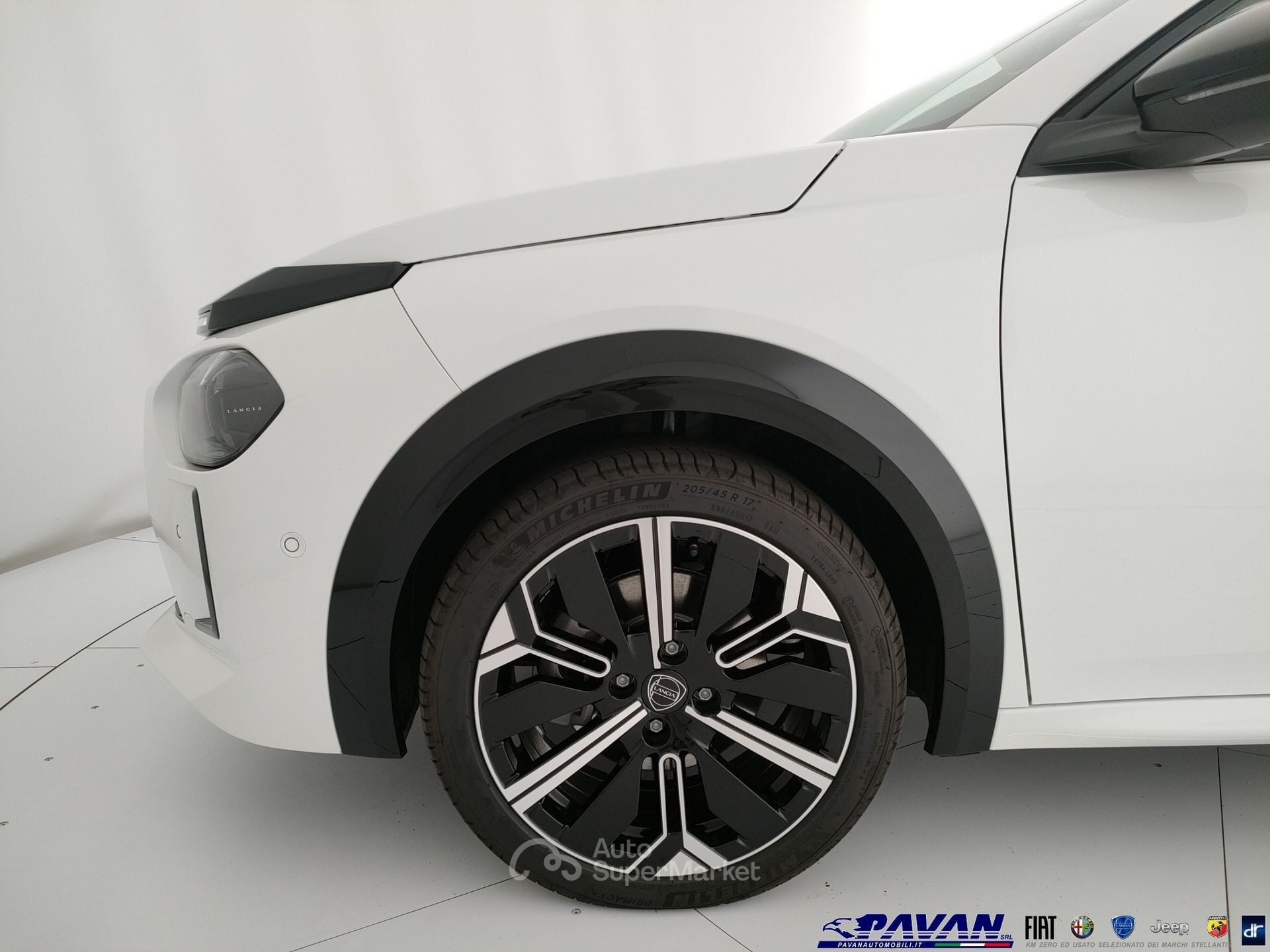 Lancia Ypsilon
