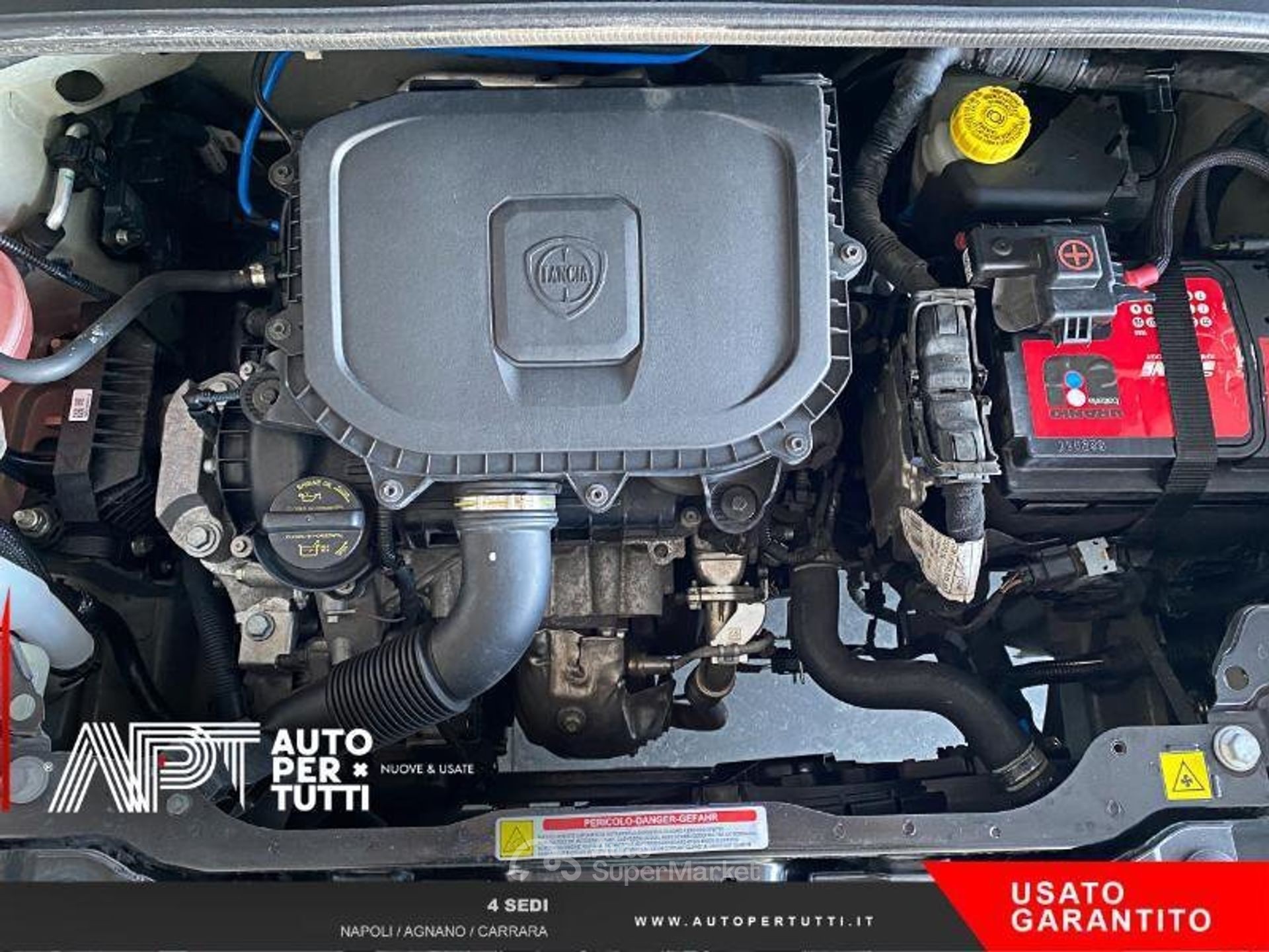 Lancia Ypsilon