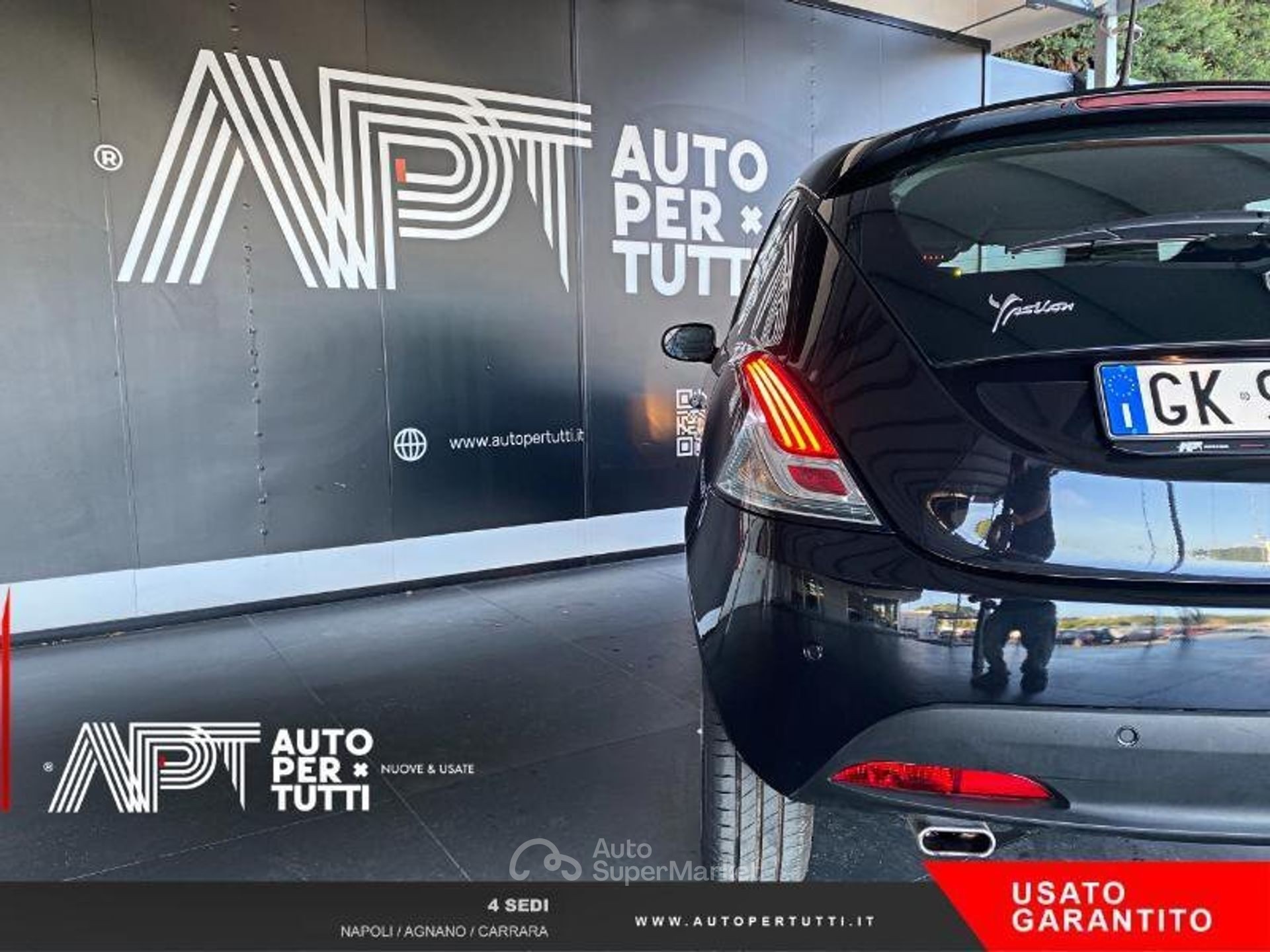 Lancia Ypsilon