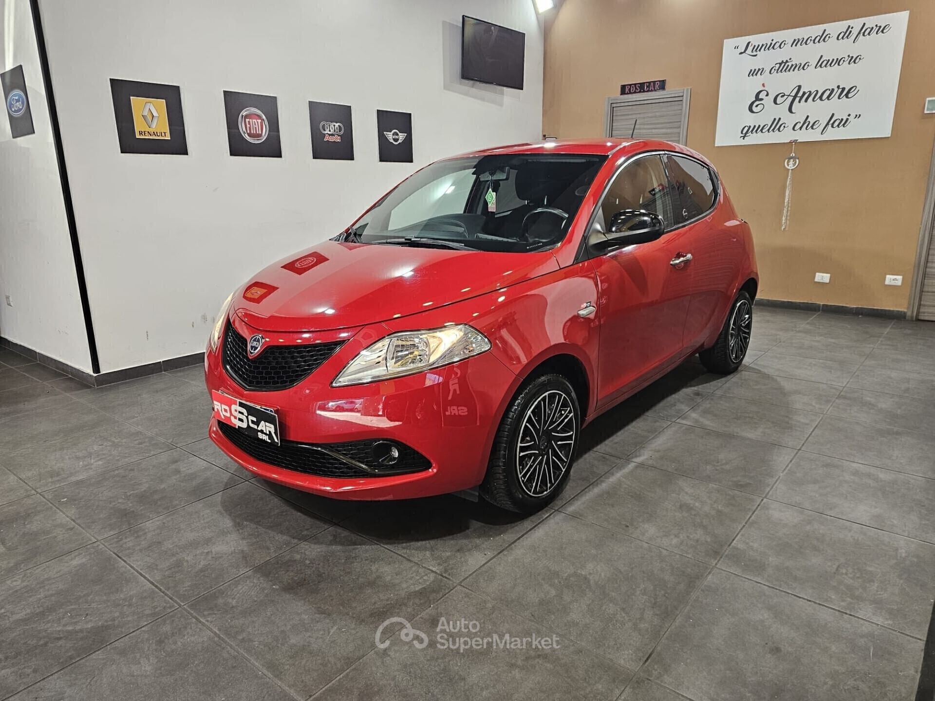 Lancia Ypsilon
