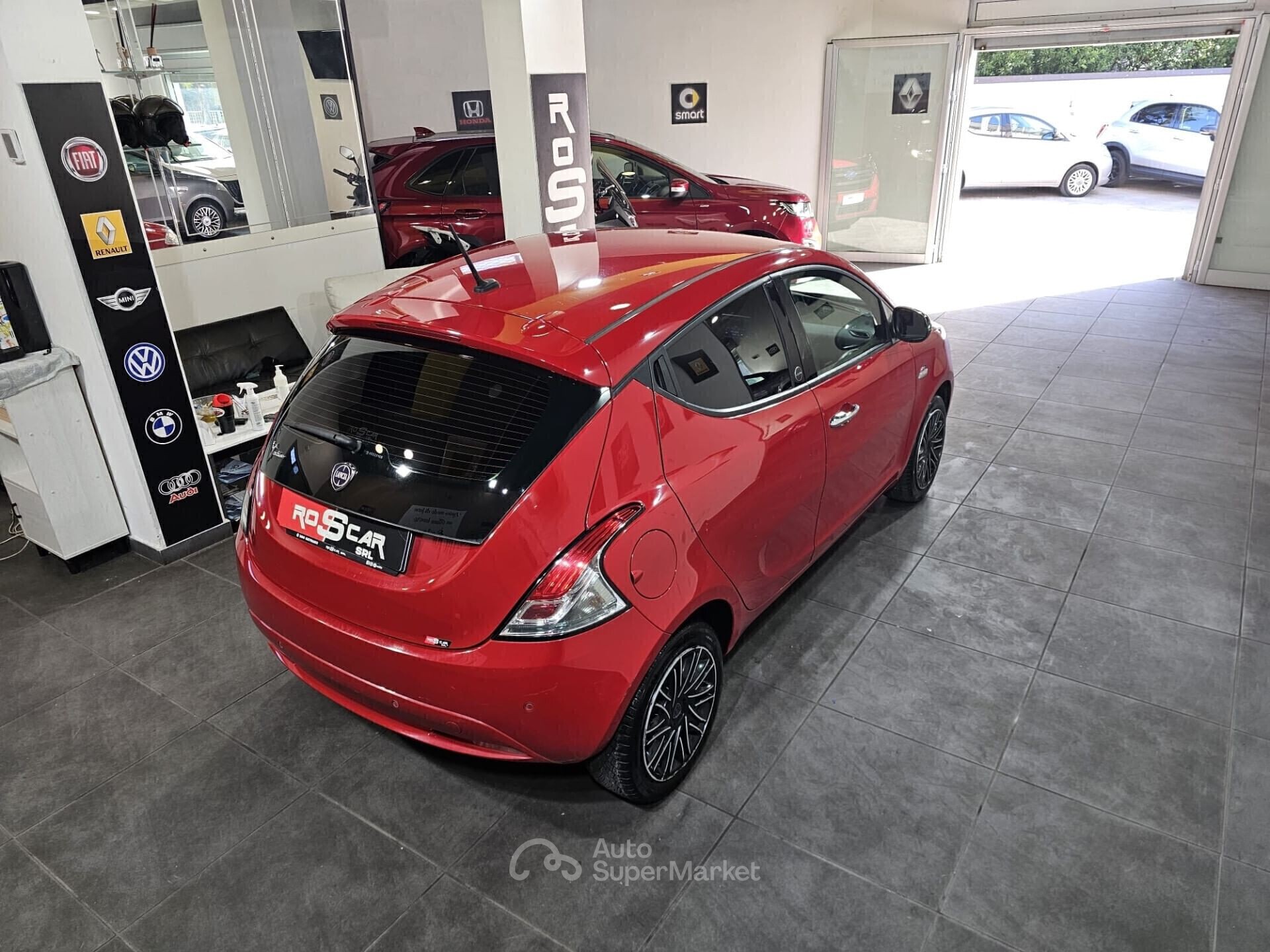 Lancia Ypsilon