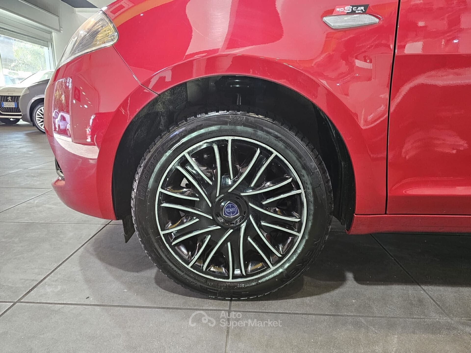 Lancia Ypsilon