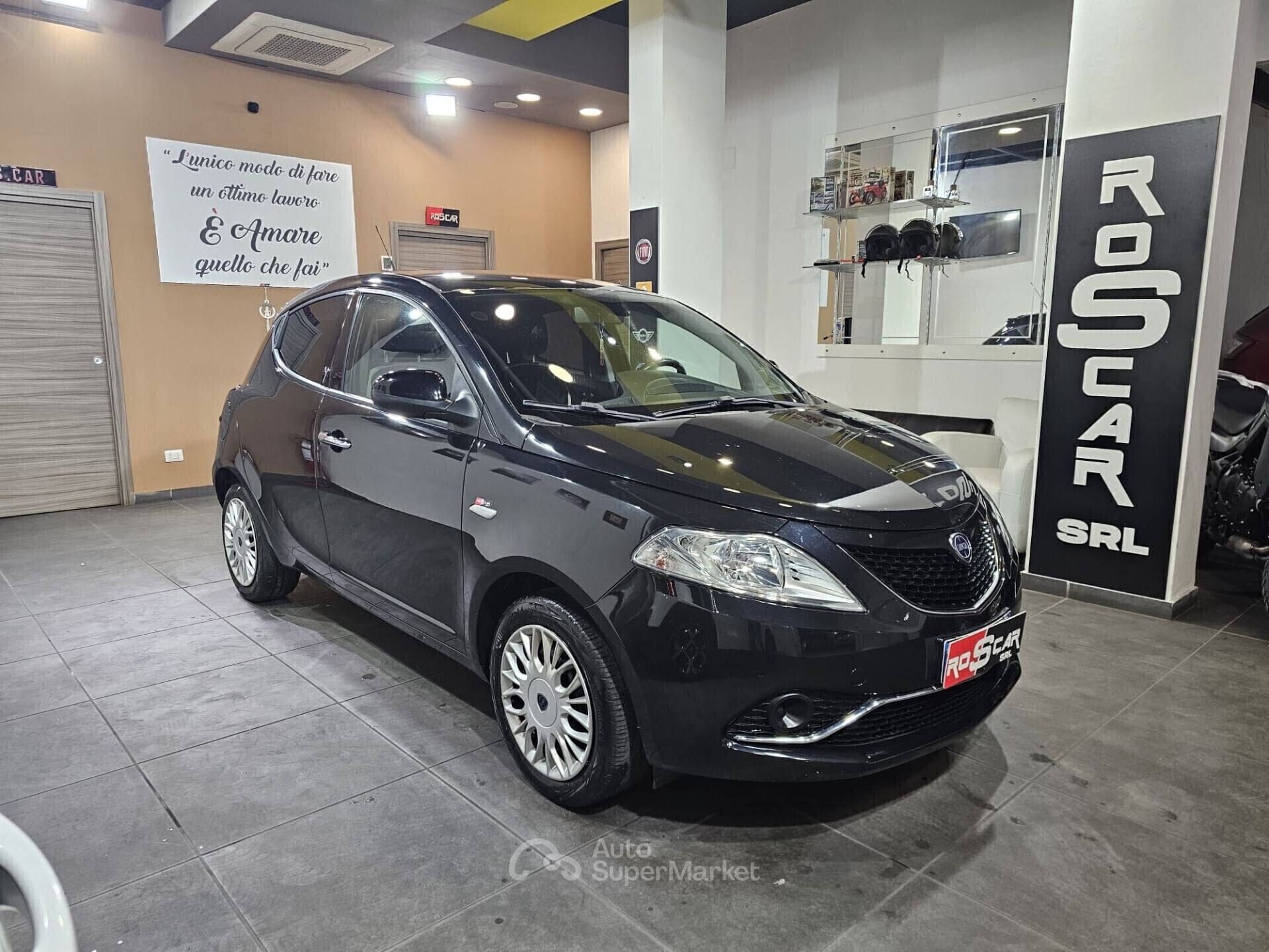 Lancia Ypsilon