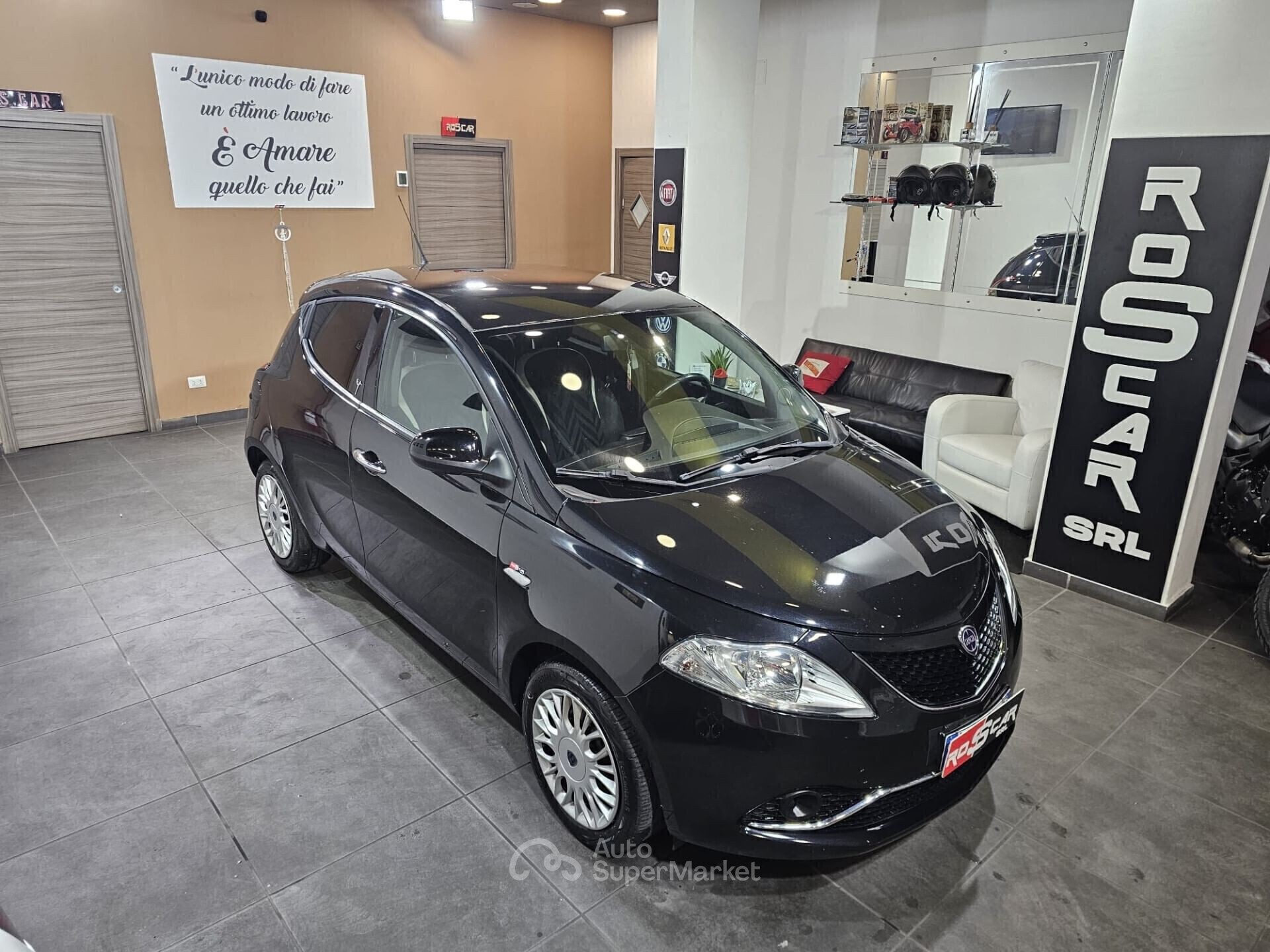 Lancia Ypsilon