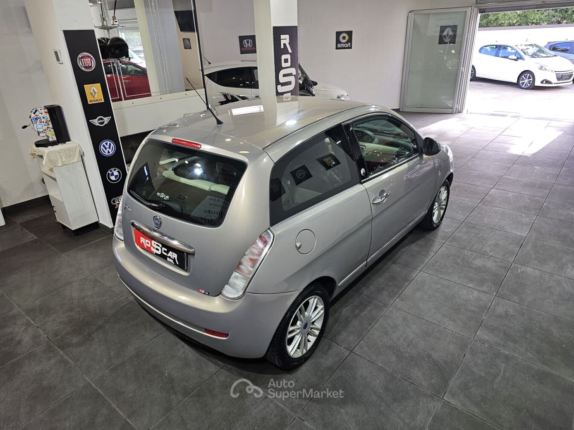 Lancia Ypsilon