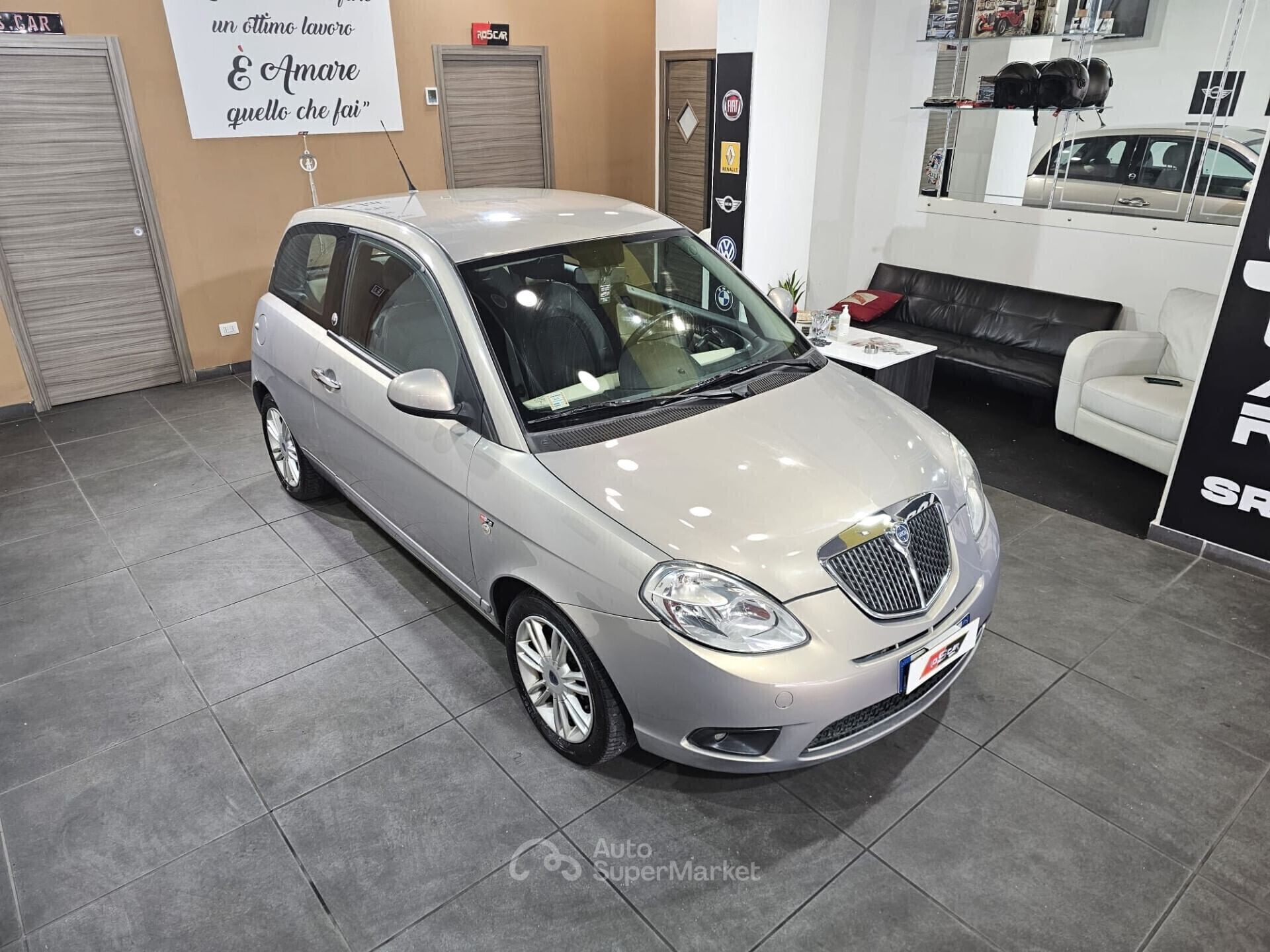 Lancia Ypsilon
