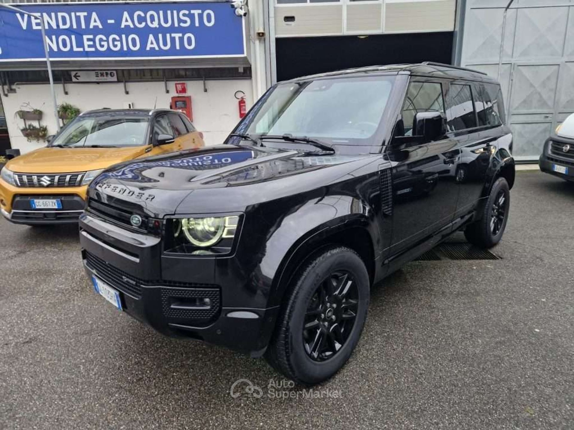 Land Rover Defender
