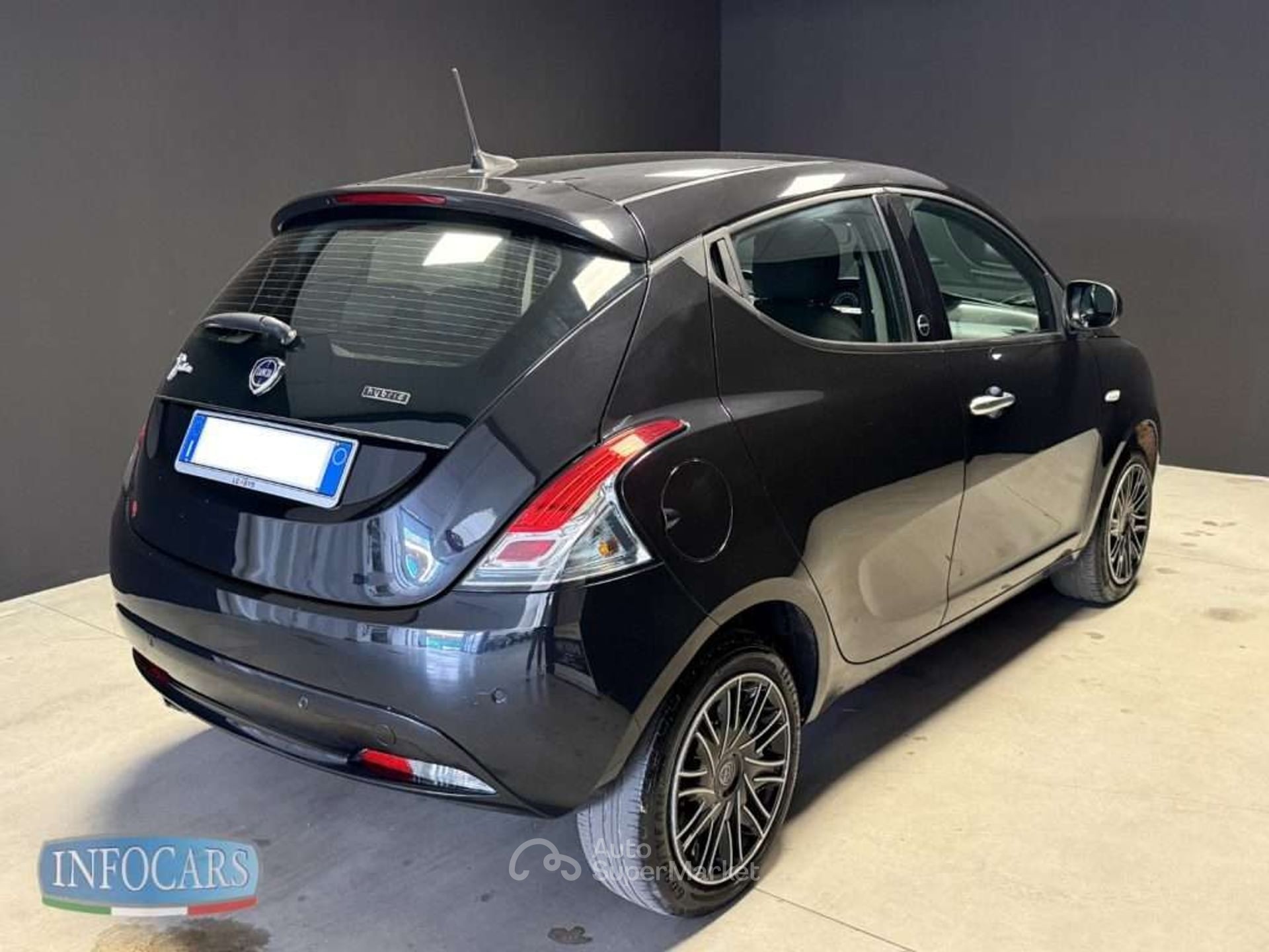 Lancia Ypsilon