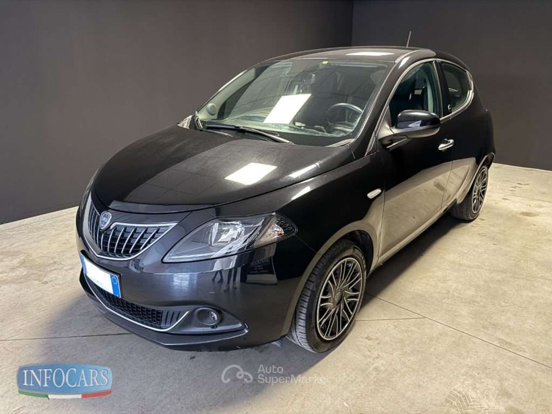 Lancia Ypsilon