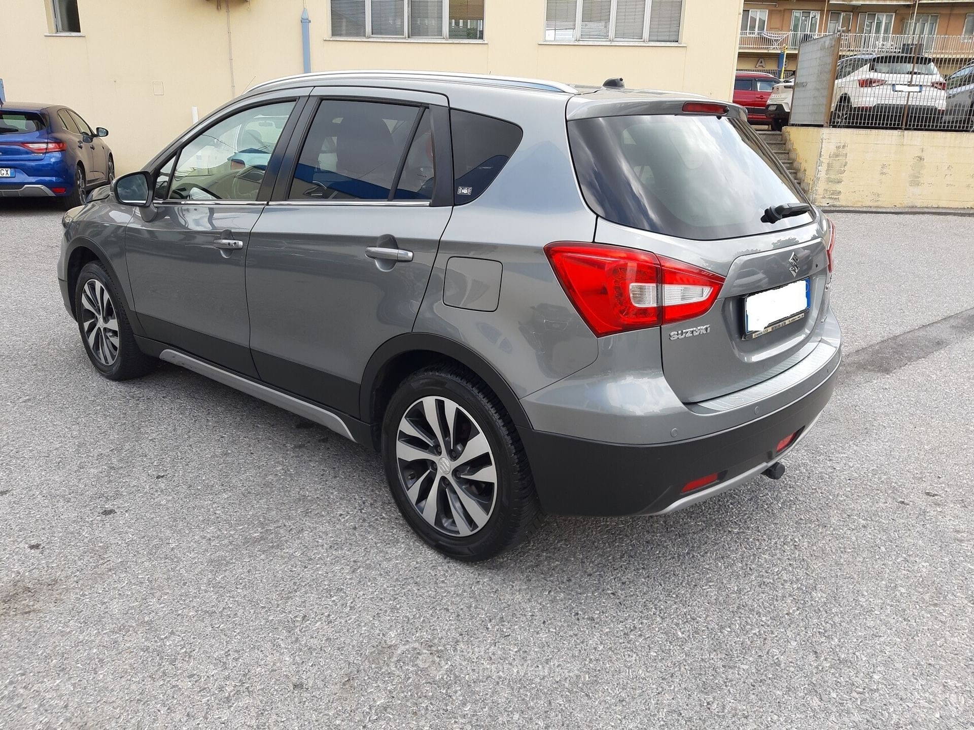 Suzuki S-Cross