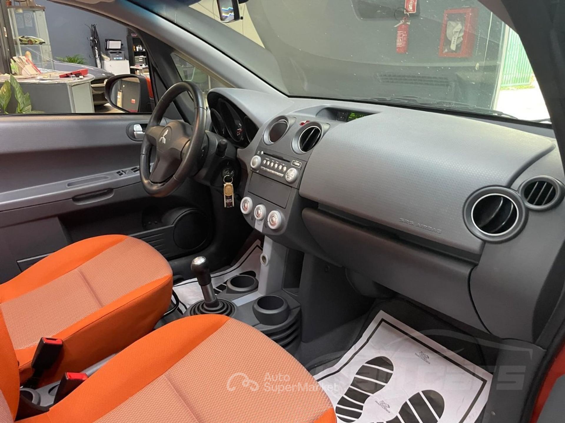 Mitsubishi Colt