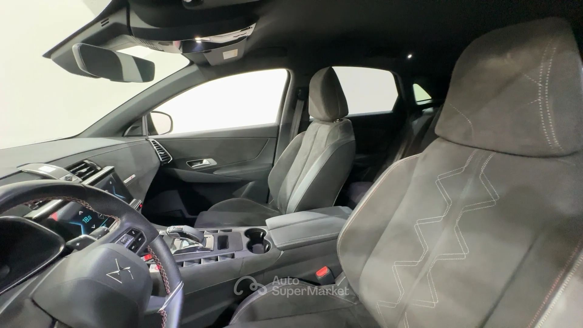 DS Automobiles DS 4