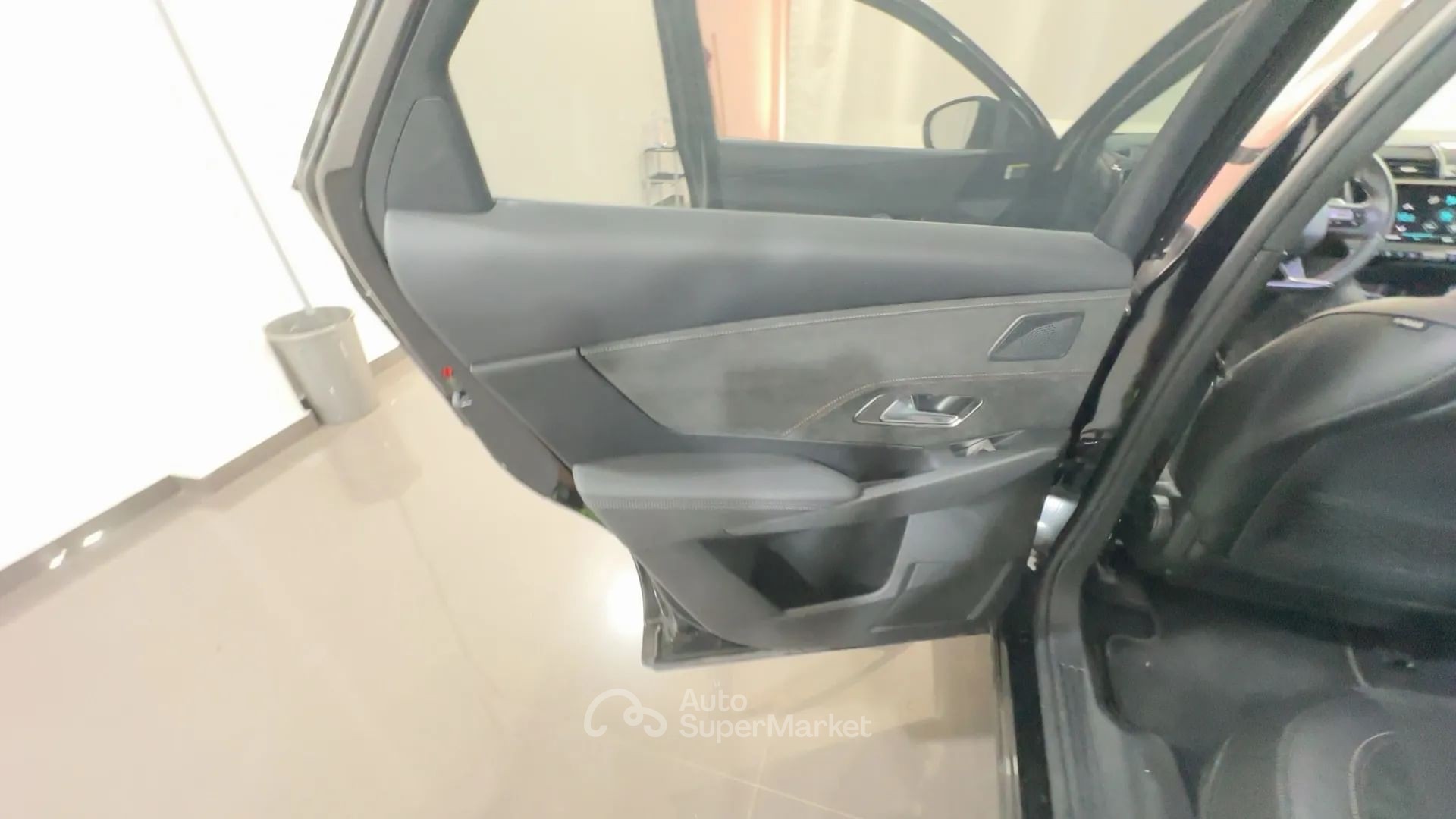 DS Automobiles DS 4