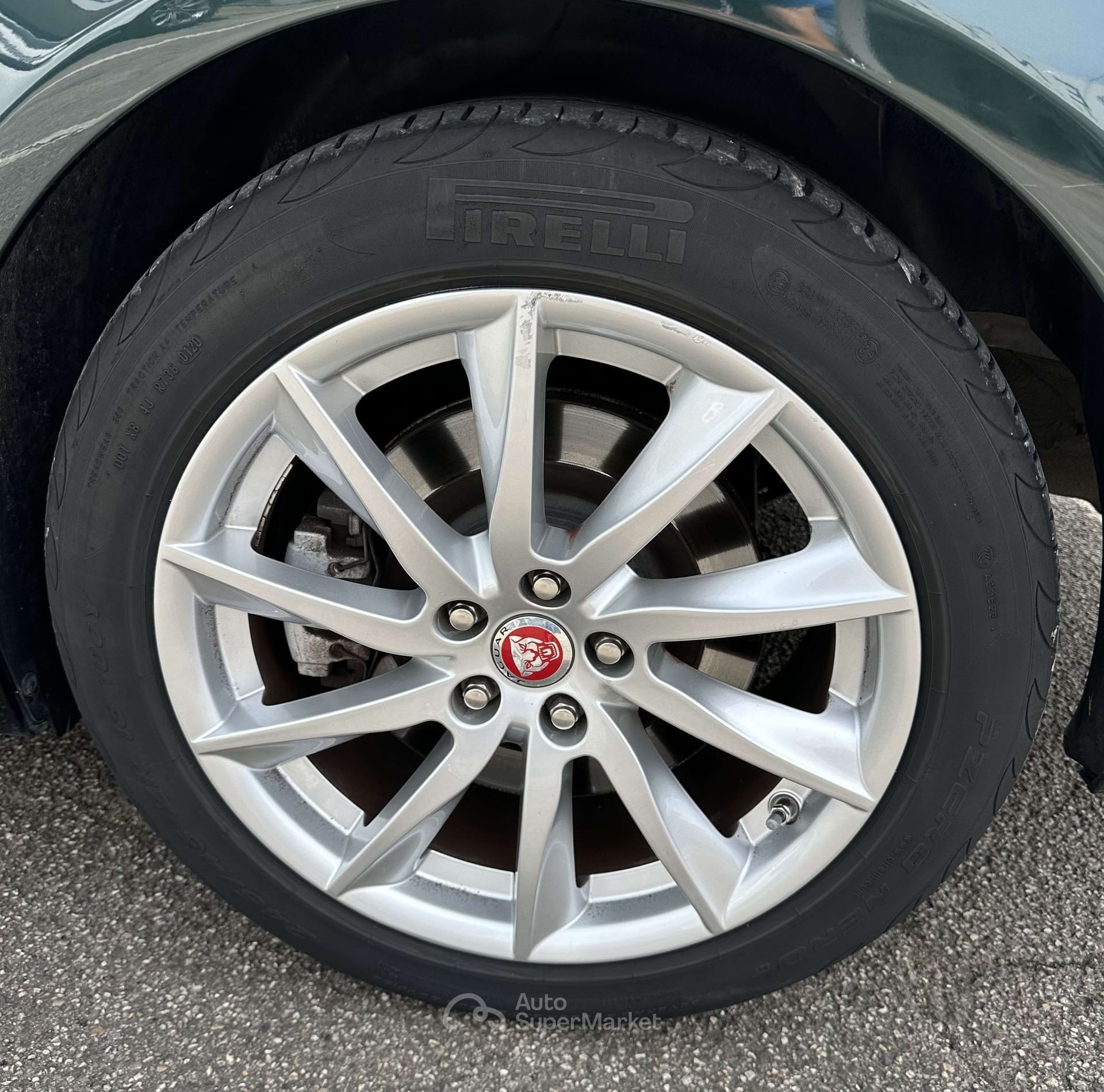 Jaguar XF
