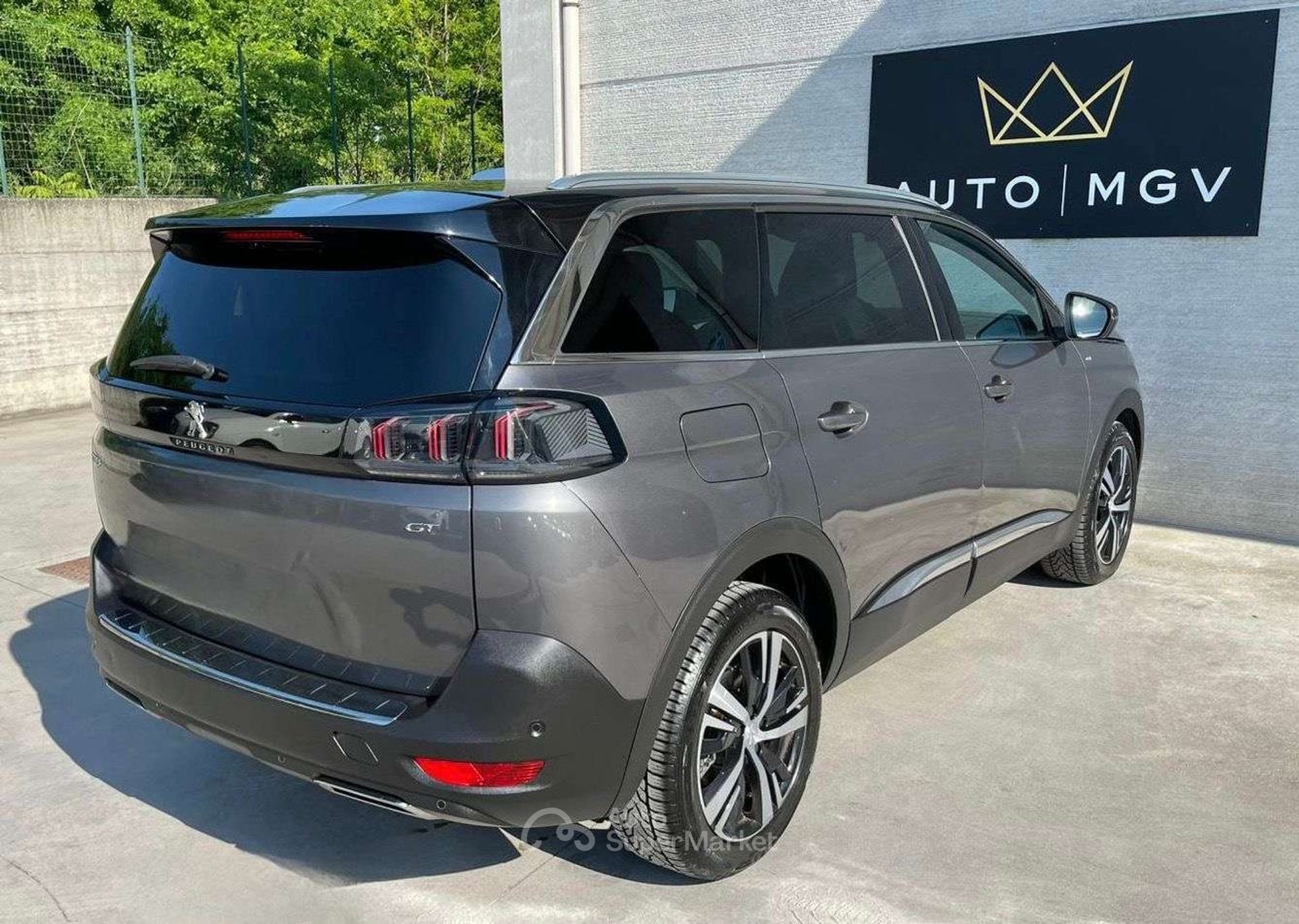Peugeot 5008
