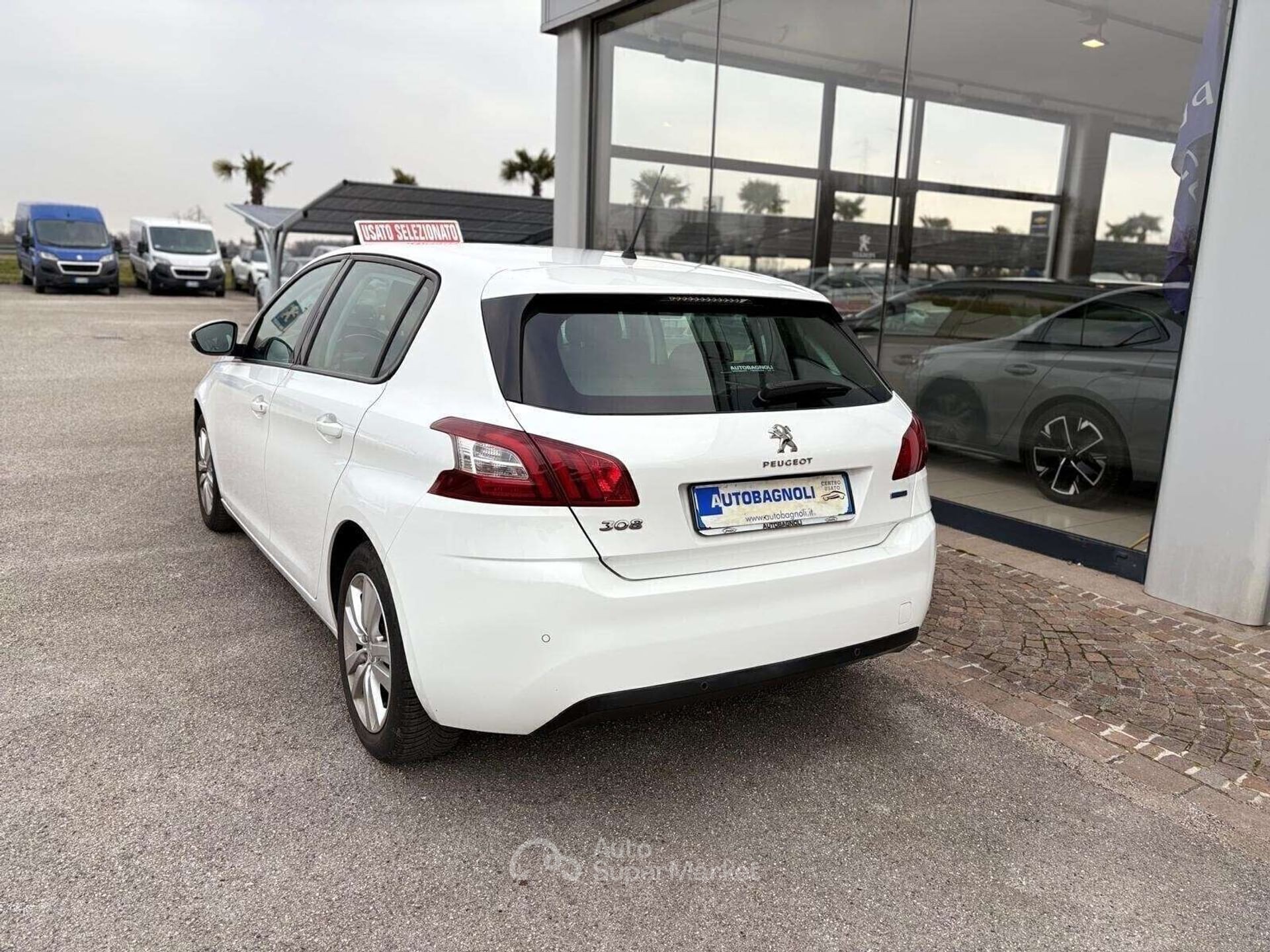 Peugeot 308