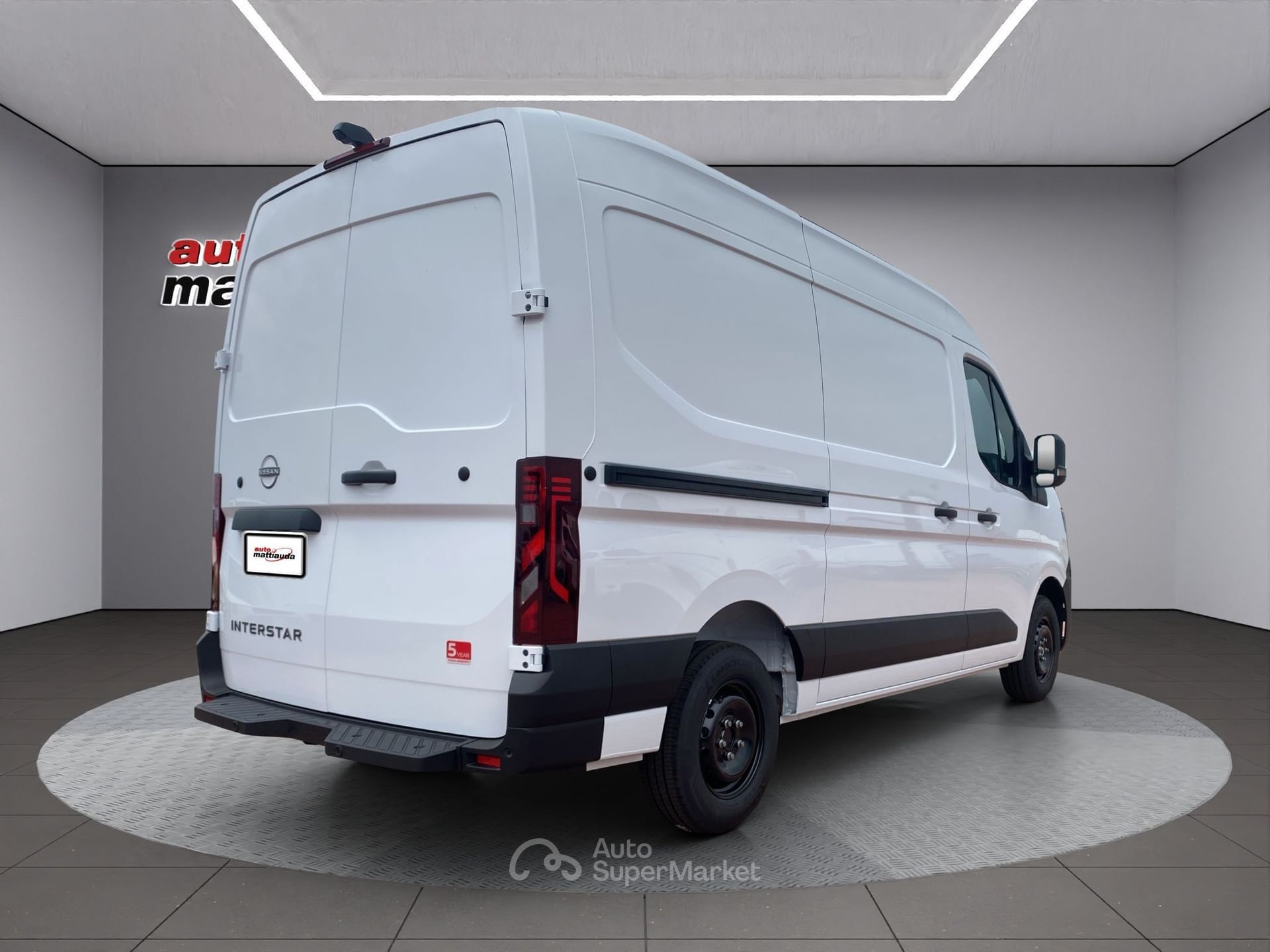 Nissan Interstar