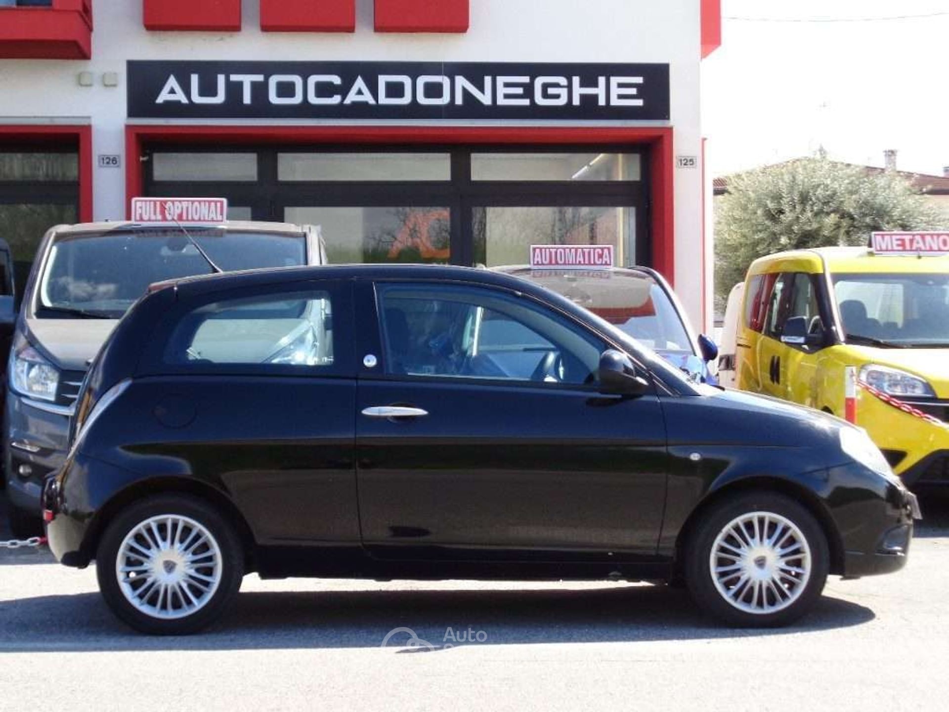 Lancia Ypsilon